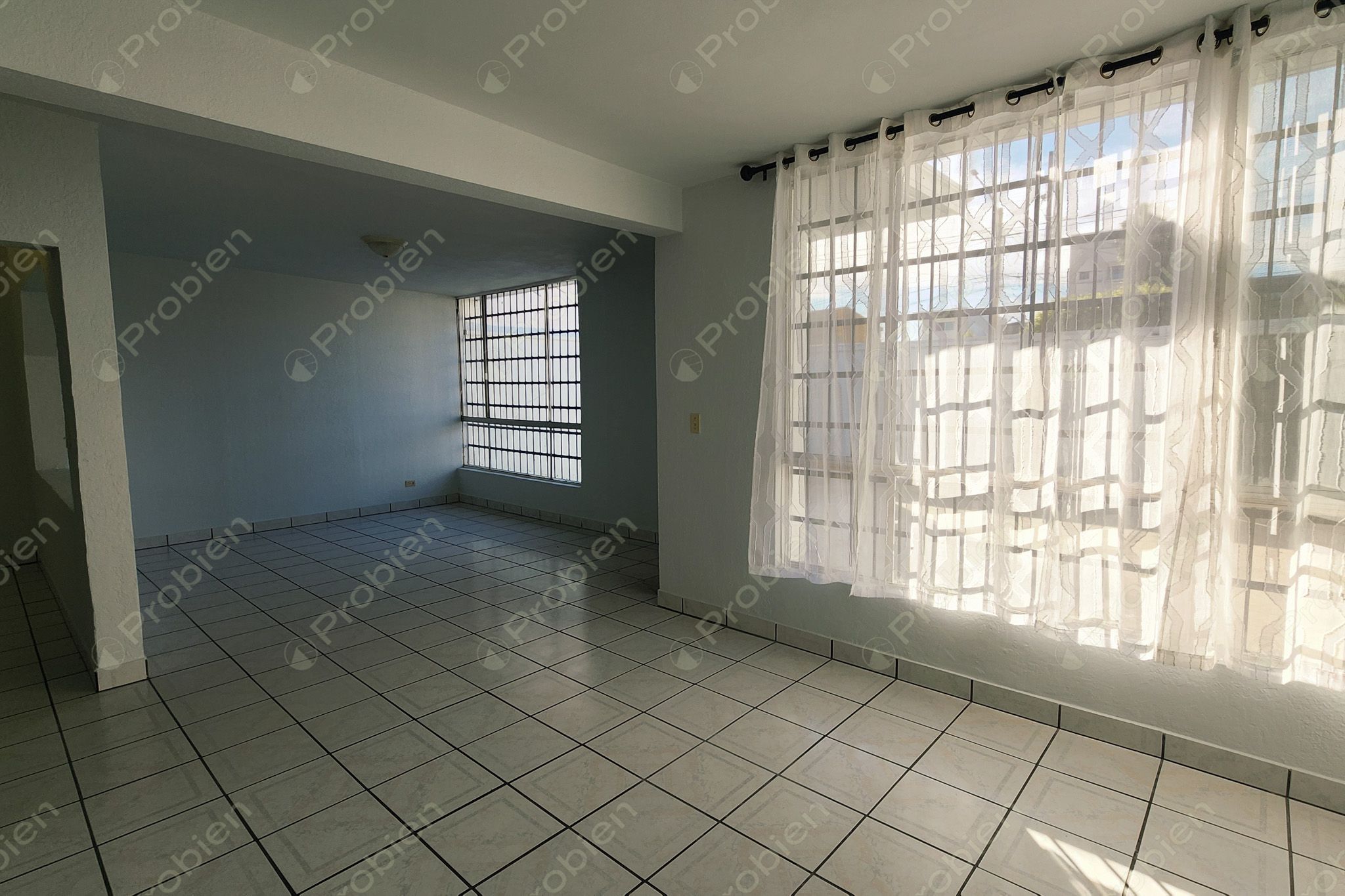 Casa renta en Playas de Tijuana, Calle del Volcán, con amplio patio - Foto 5 de 32