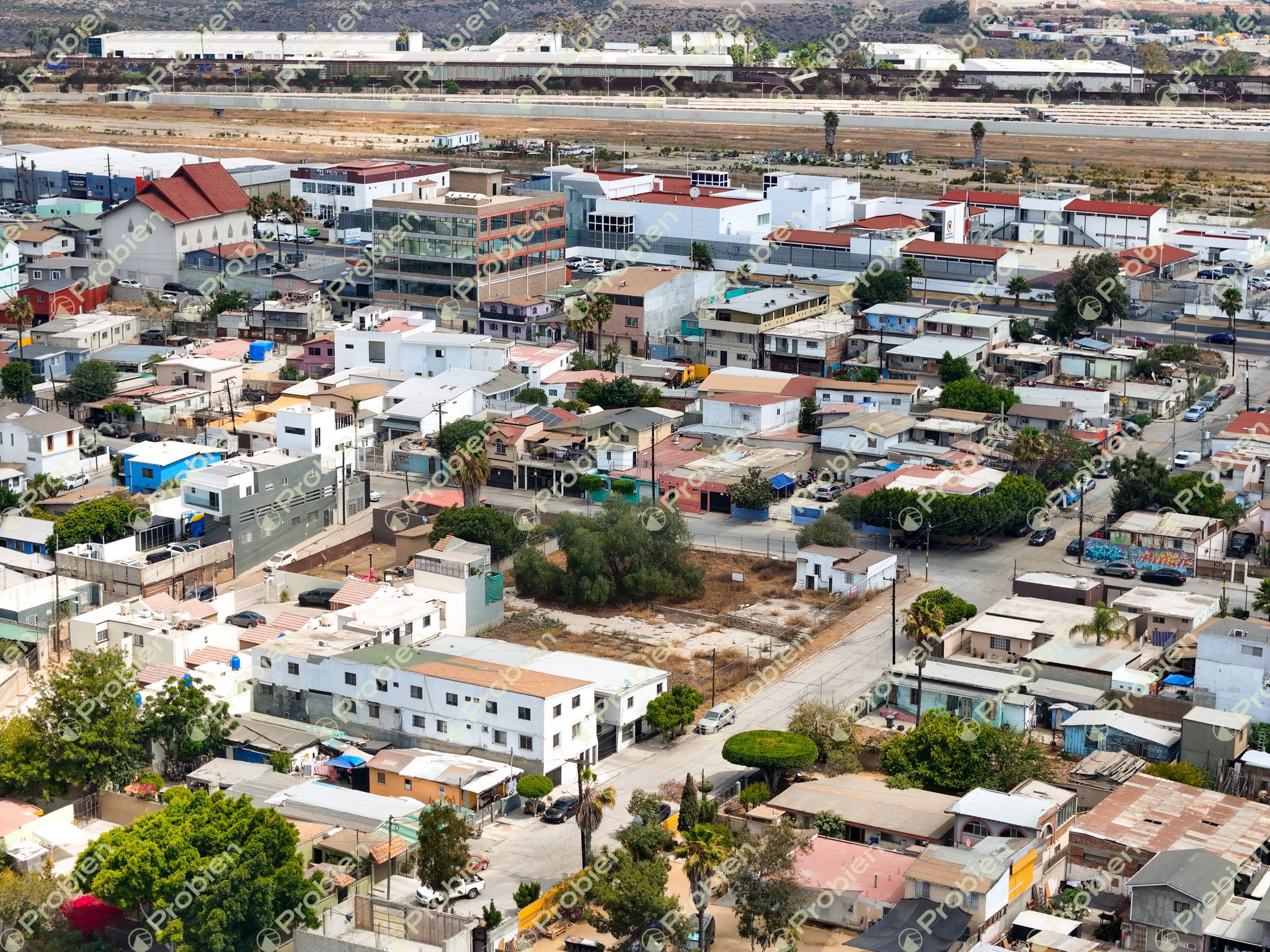 Terreno comercial en Renta - Otay Aeropuerto - Foto 10 de 13