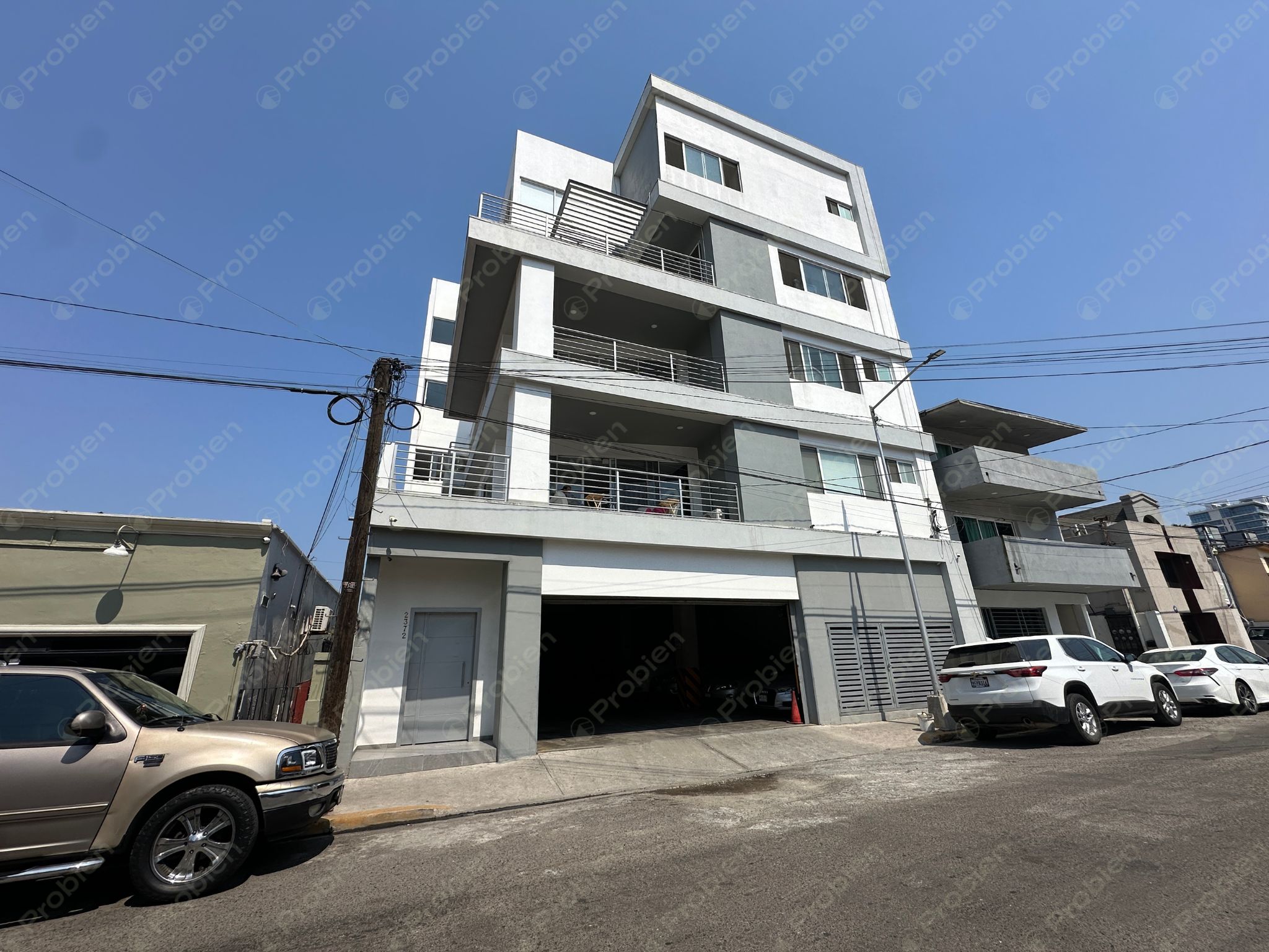 Local Comercial en Renta en La Cacho – 145 m² en Edificio Nuevo con Valet Parking - Foto 12 de 13