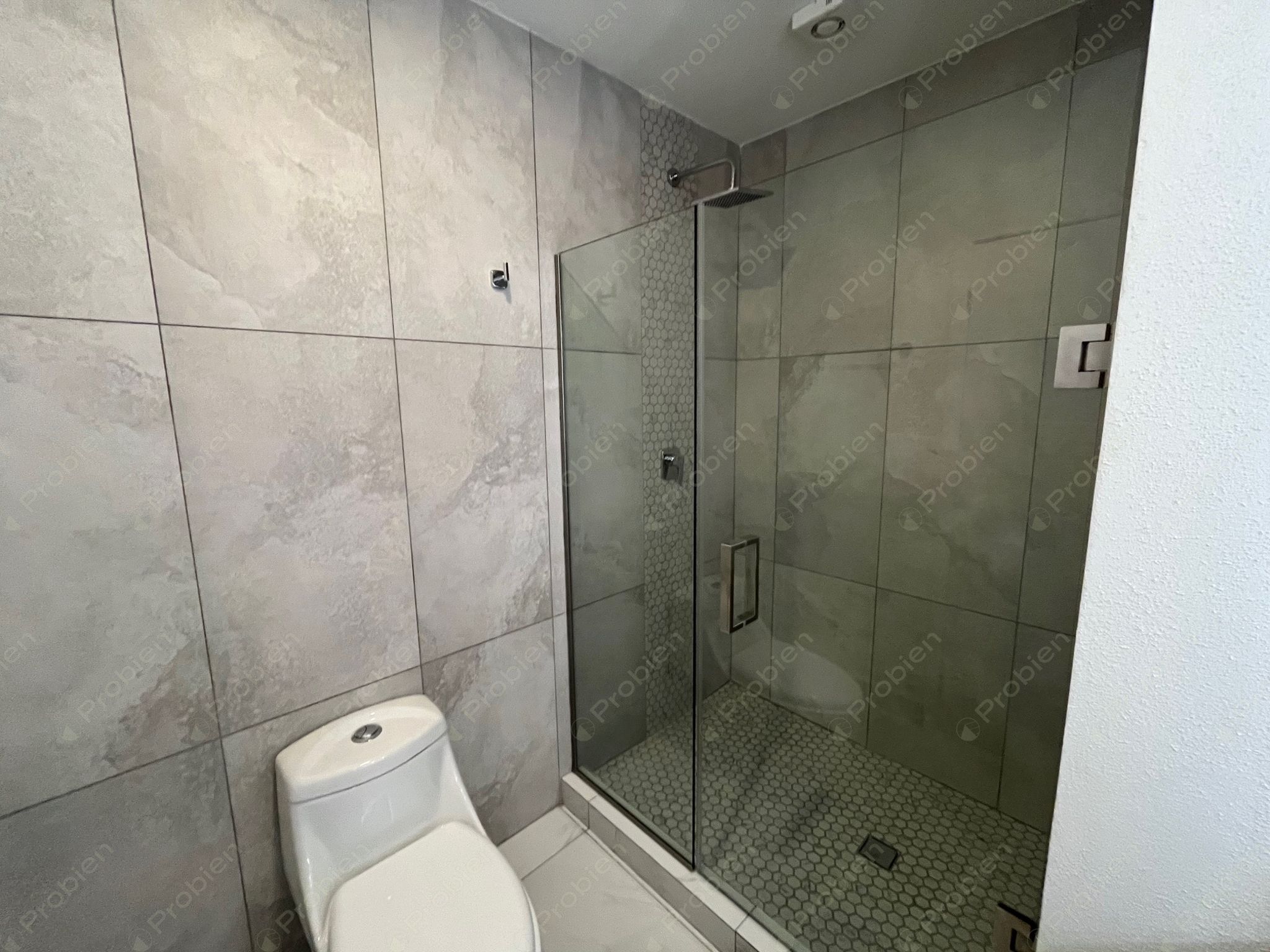 Casa nueva en renta en Uptown, Tijuana – Privada con alberca y seguridad - Foto 7 de 24