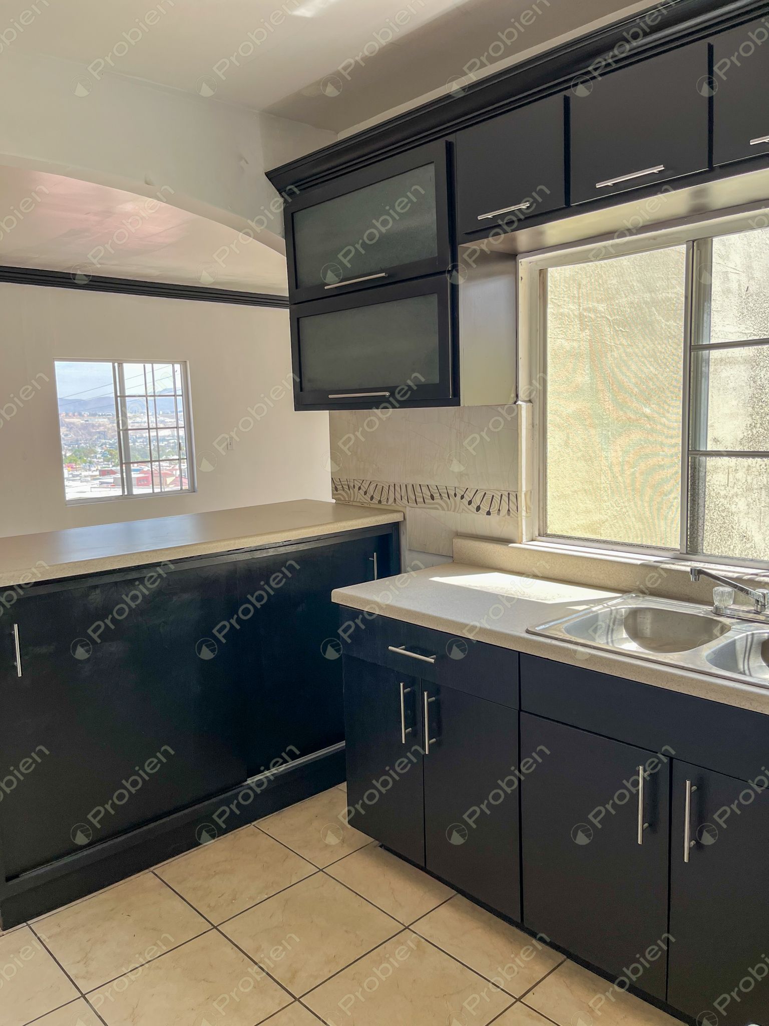 Departamento en renta en Lomas Hipódromo Tijuana con terraza y 4 recámaras - Foto 4 de 16