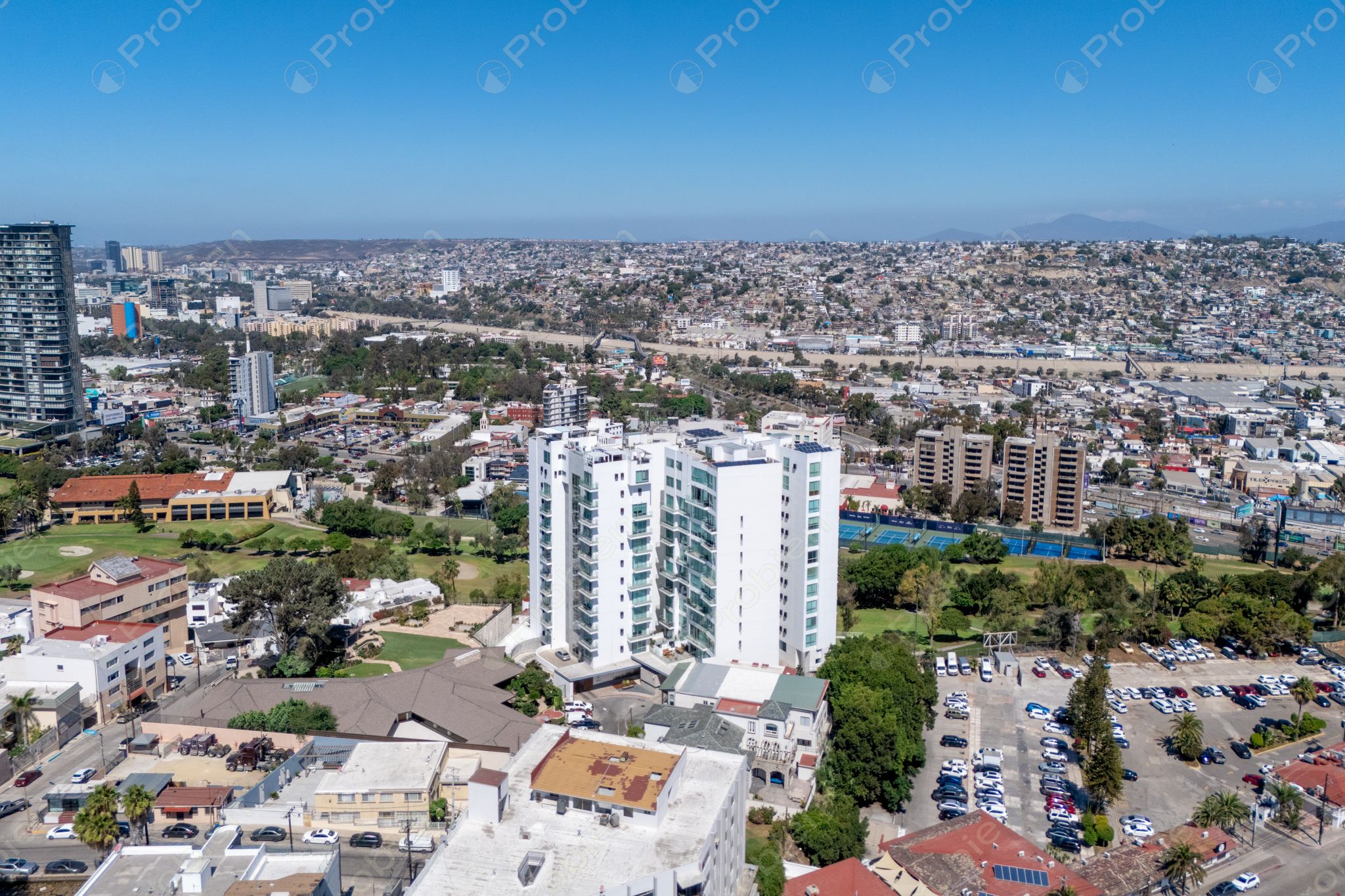 Departamento en renta en Horizonte Hipódromo frente al Campo Campestre de Tijuana