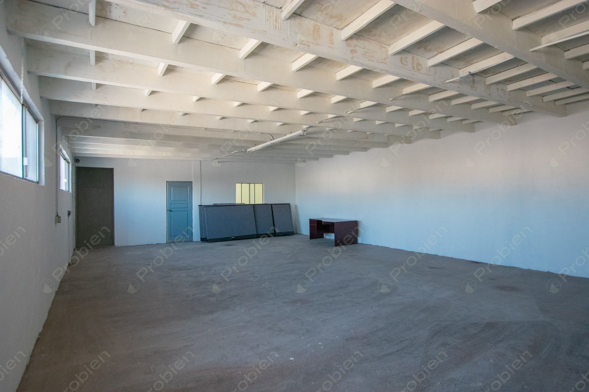 Bodega / Local en Renta sobre Vialidad Principal en Otay – 400 m² con Gran Potencial Comercial - Foto 12 de 16