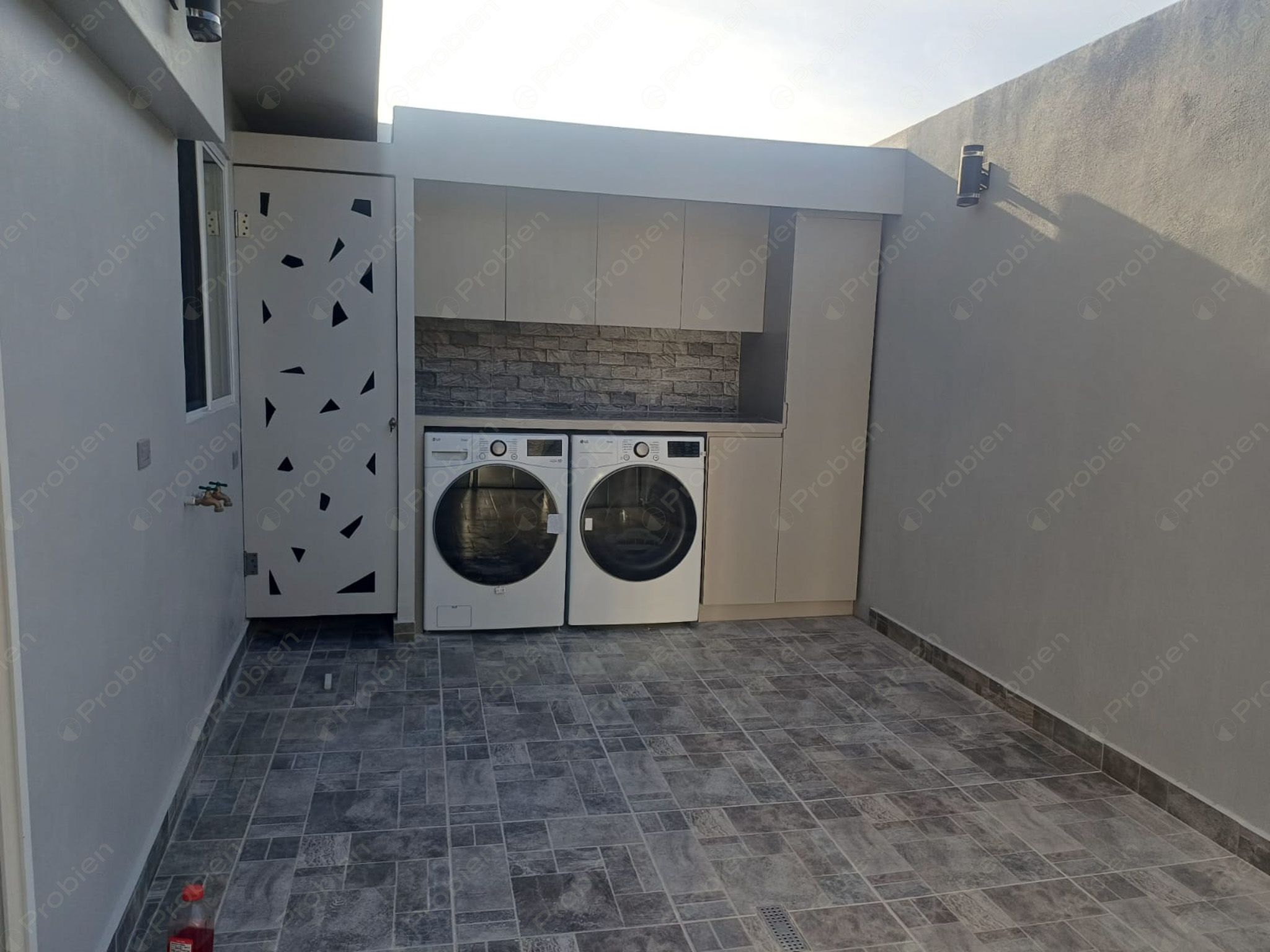 Casa Moderna en Renta 100% Equipada en Las Plazas – Lista para Estrenarse - Foto 4 de 11