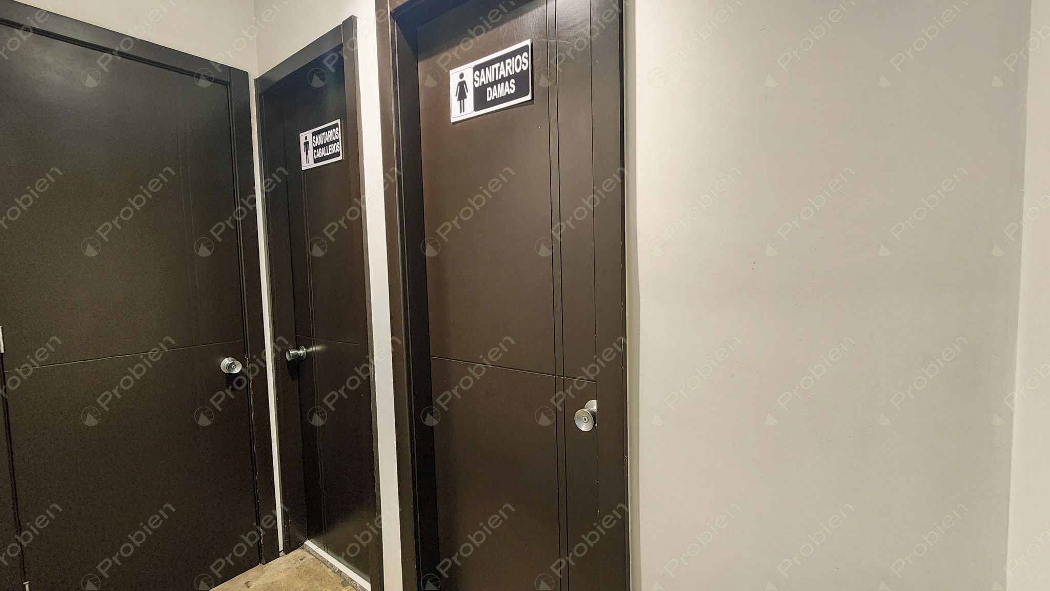 Edificio con Terreno: Oficinas y Locales en Venta en Blvd. Cucapah - Foto 23 de 30