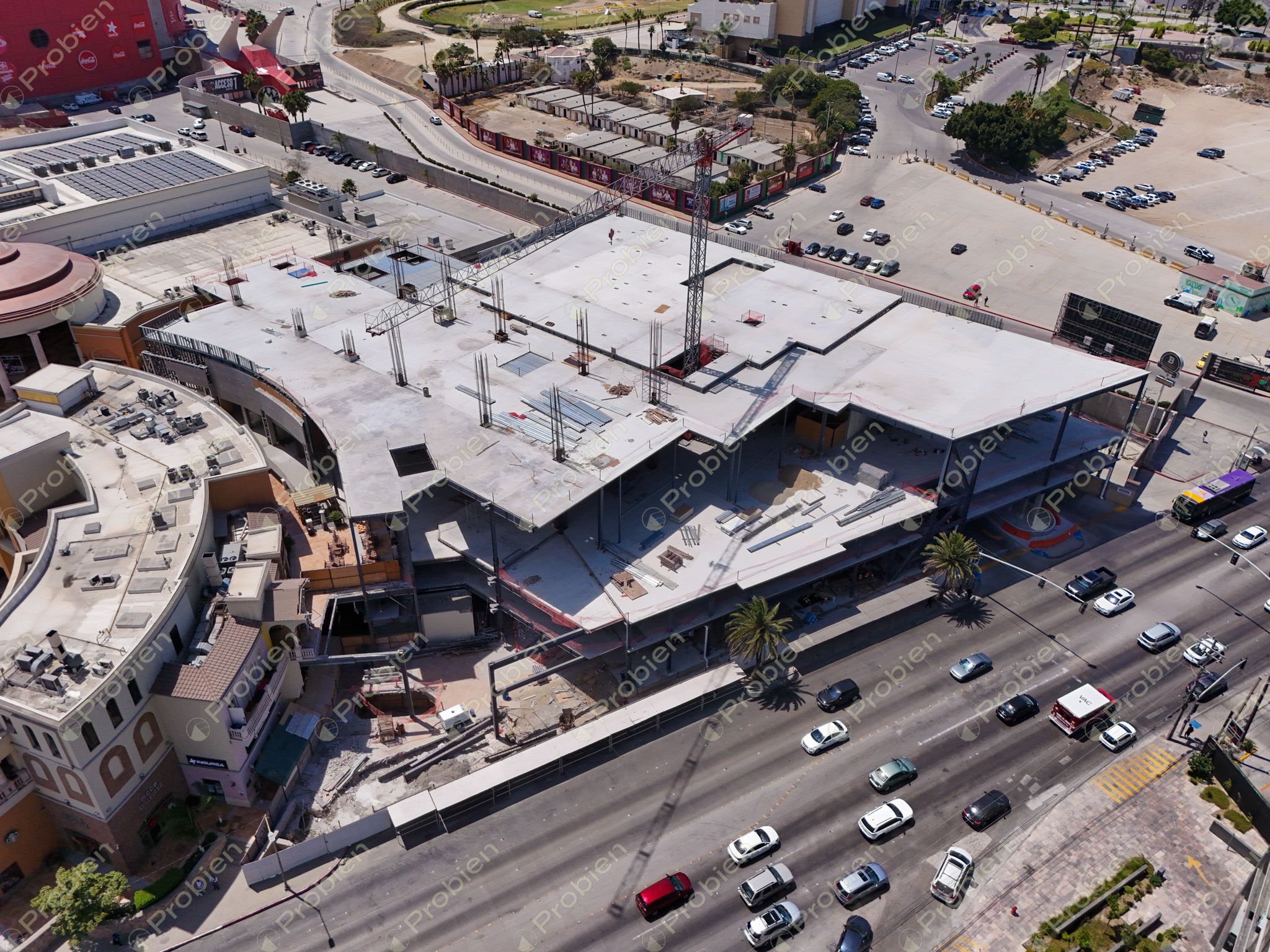 Locales Comerciales en Renta en Galerias de Hipodromo Blvd. Agua Caliente – Más de 30 Opciones en la Nueva Ampliación de la Zona Dorada - Foto 10 de 13