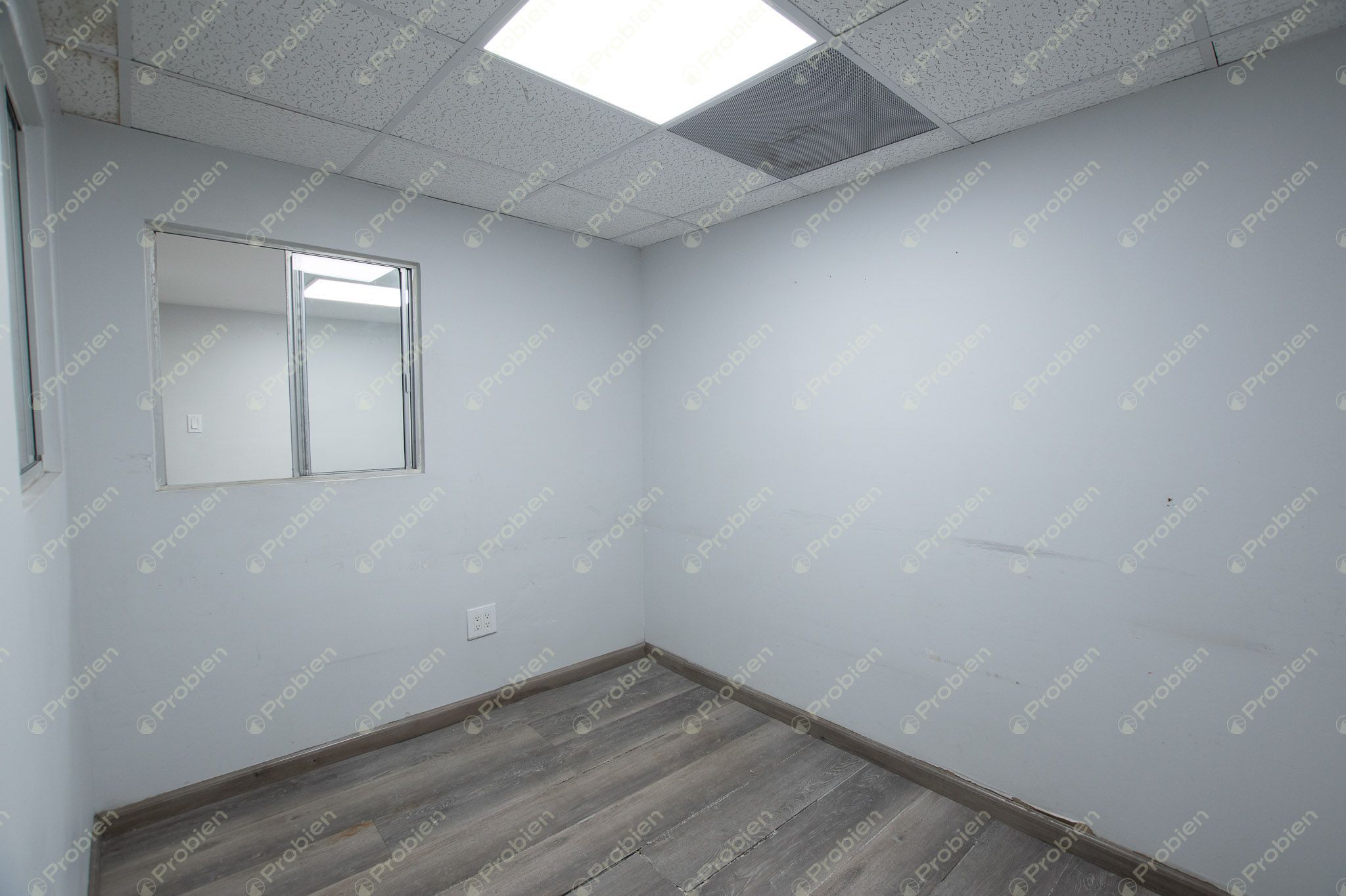 Oficina o Local Comercial En Venta / Renta en Zona Estratégica - 151 m² de Oportunidad - Foto 11 de 15