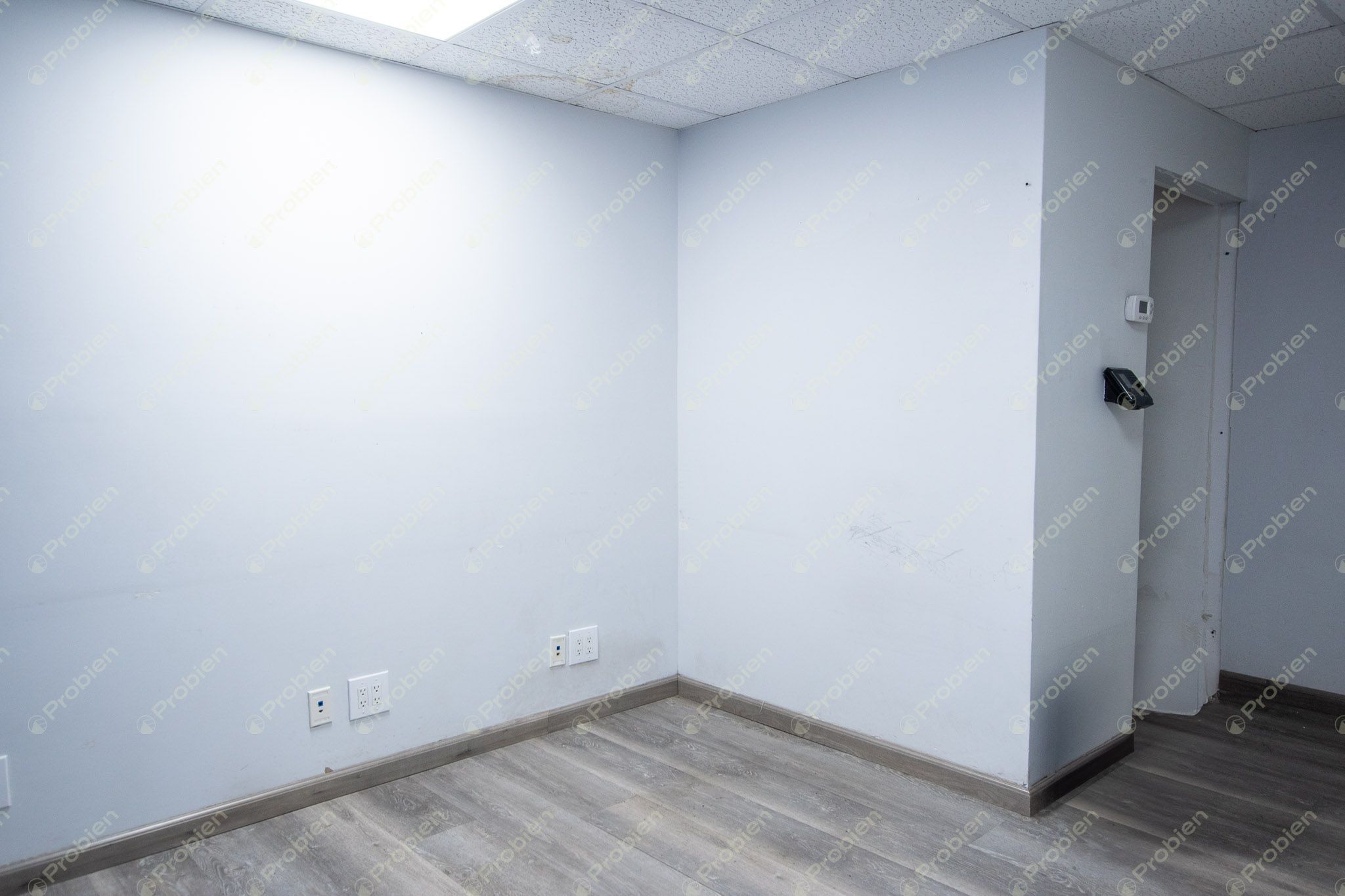 Oficina o Local Comercial En Venta / Renta en Zona Estratégica - 151 m² de Oportunidad - Foto 9 de 15