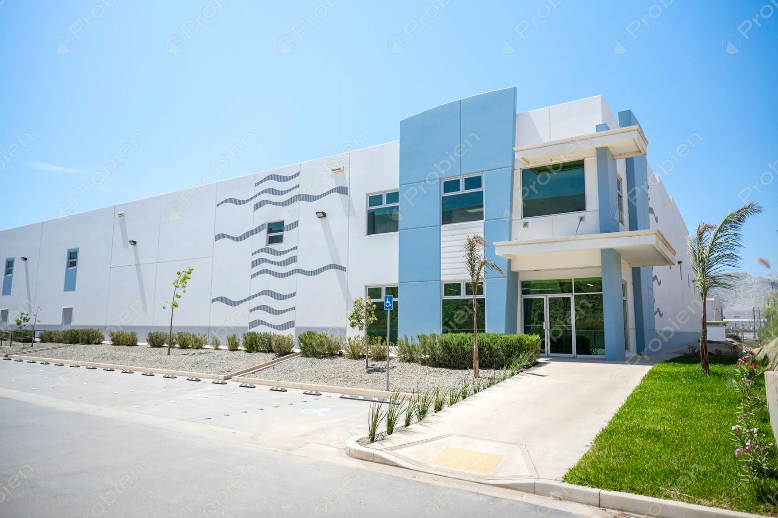 55,111 S.Q. F.T. / Industrial Multi-Tenant Building / Tijuana / Submarket Blvd. 2000 - Foto 1 de 5