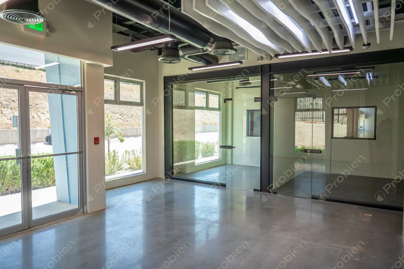 55,111 S.Q. F.T. / Industrial Multi-Tenant Building / Tijuana / Submarket Blvd. 2000 - Foto 3 de 5
