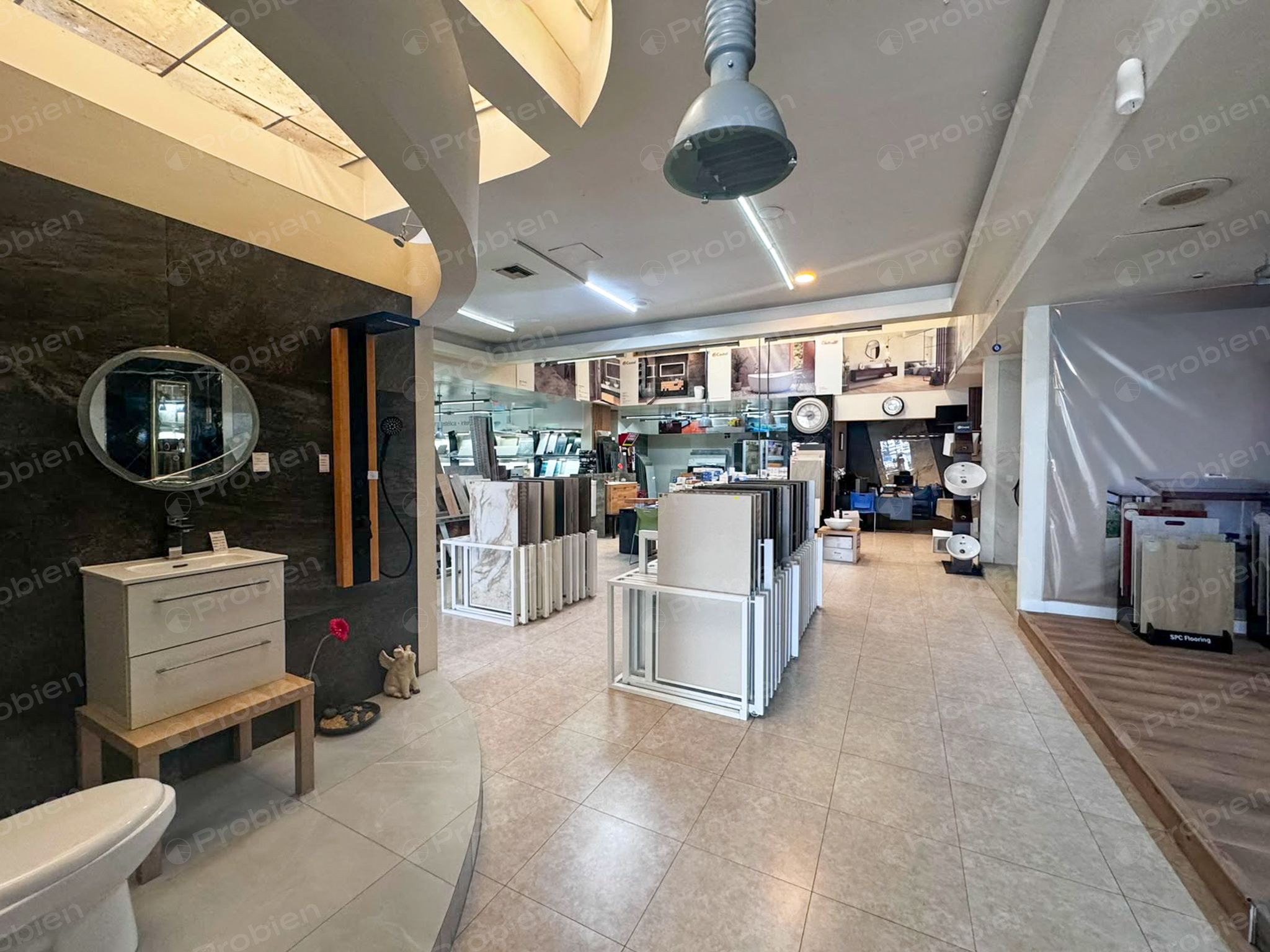 Local Comercial en Renta de 611 m² en Zona Río, Tijuana - Foto 8 de 9
