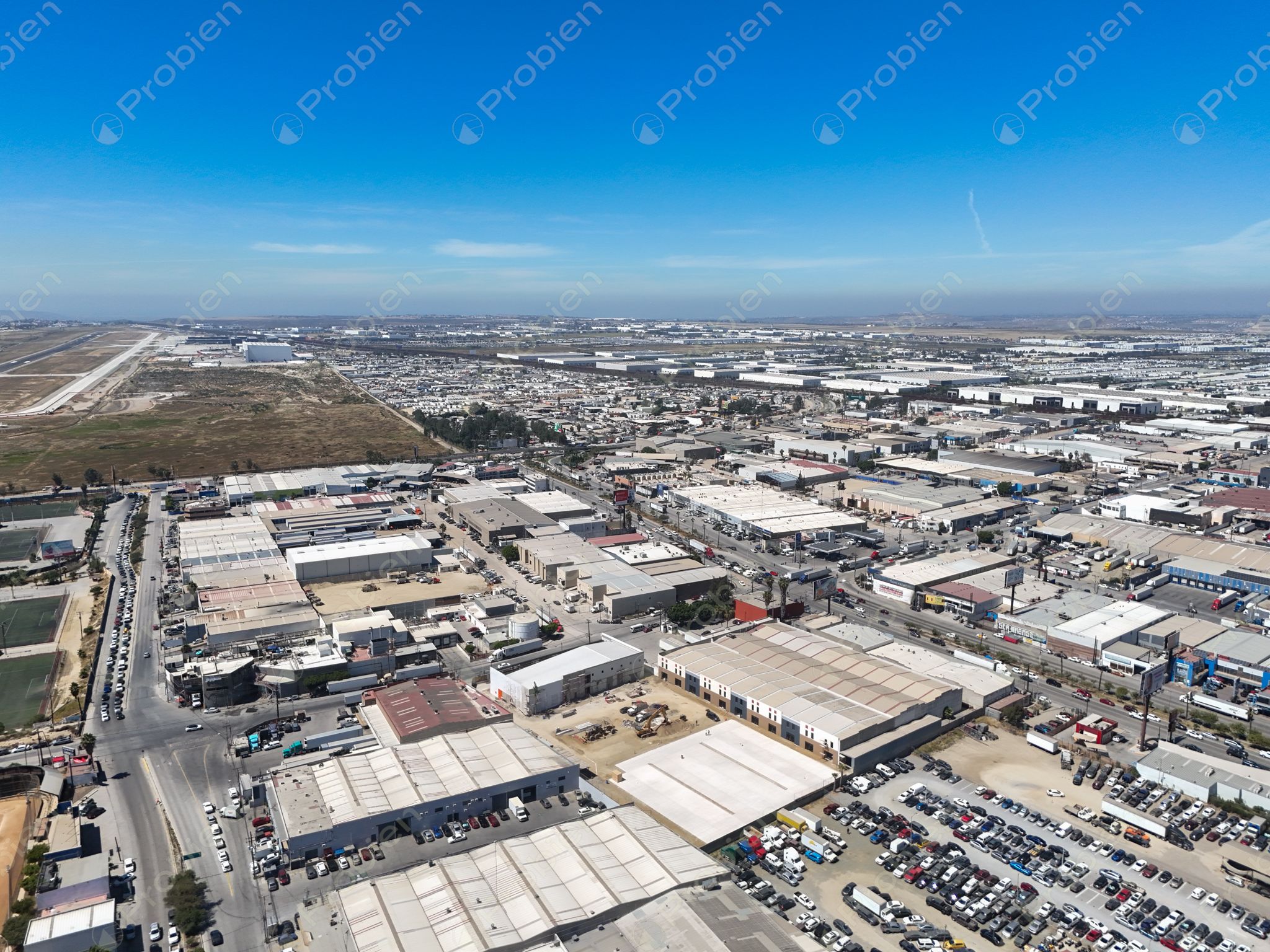 Locales comerciales en renta en Otay, 40 m² con frente a la calle - Foto 3 de 10