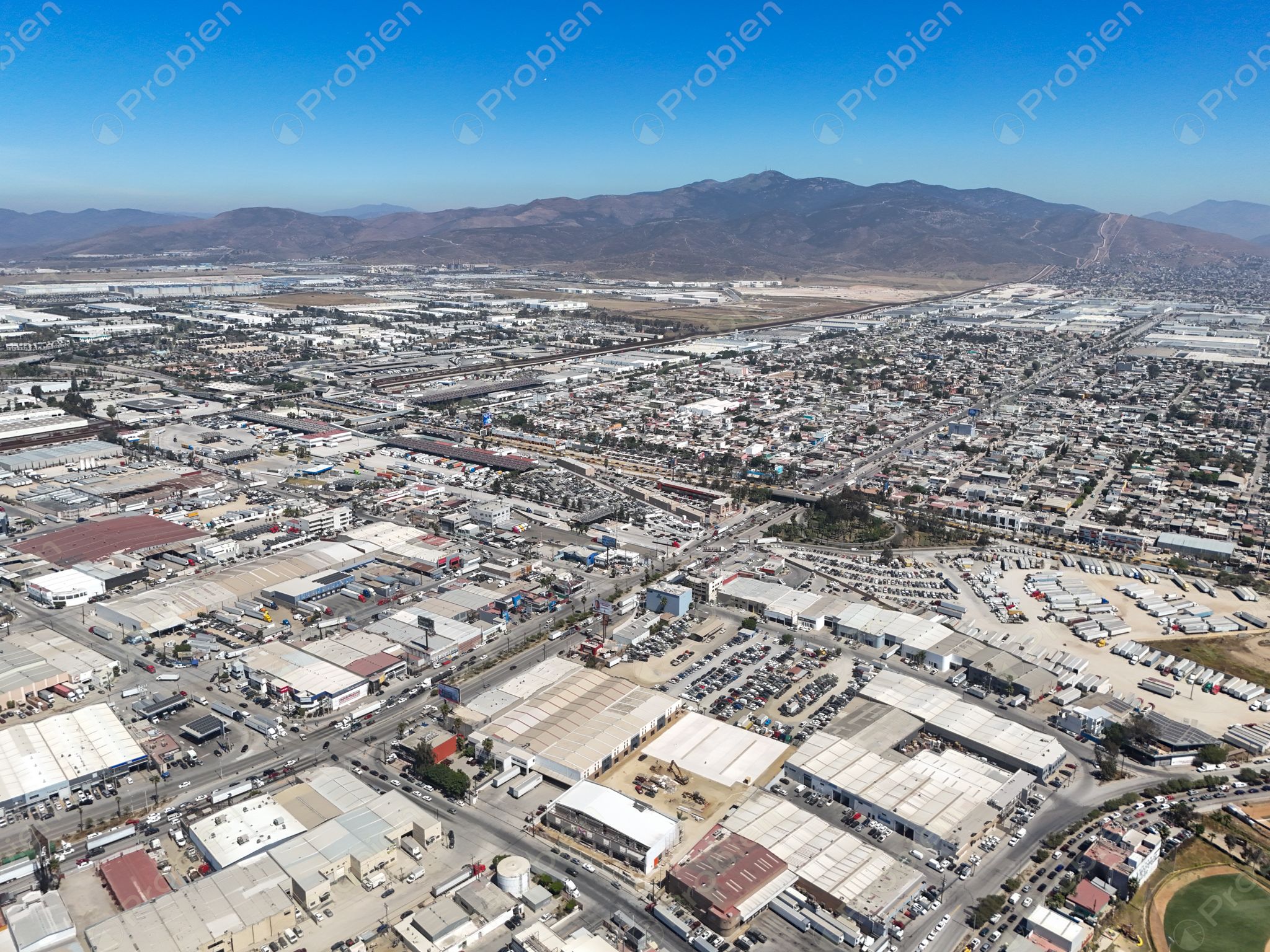 Locales comerciales en renta en Otay, 40 m² con frente a la calle - Foto 6 de 10