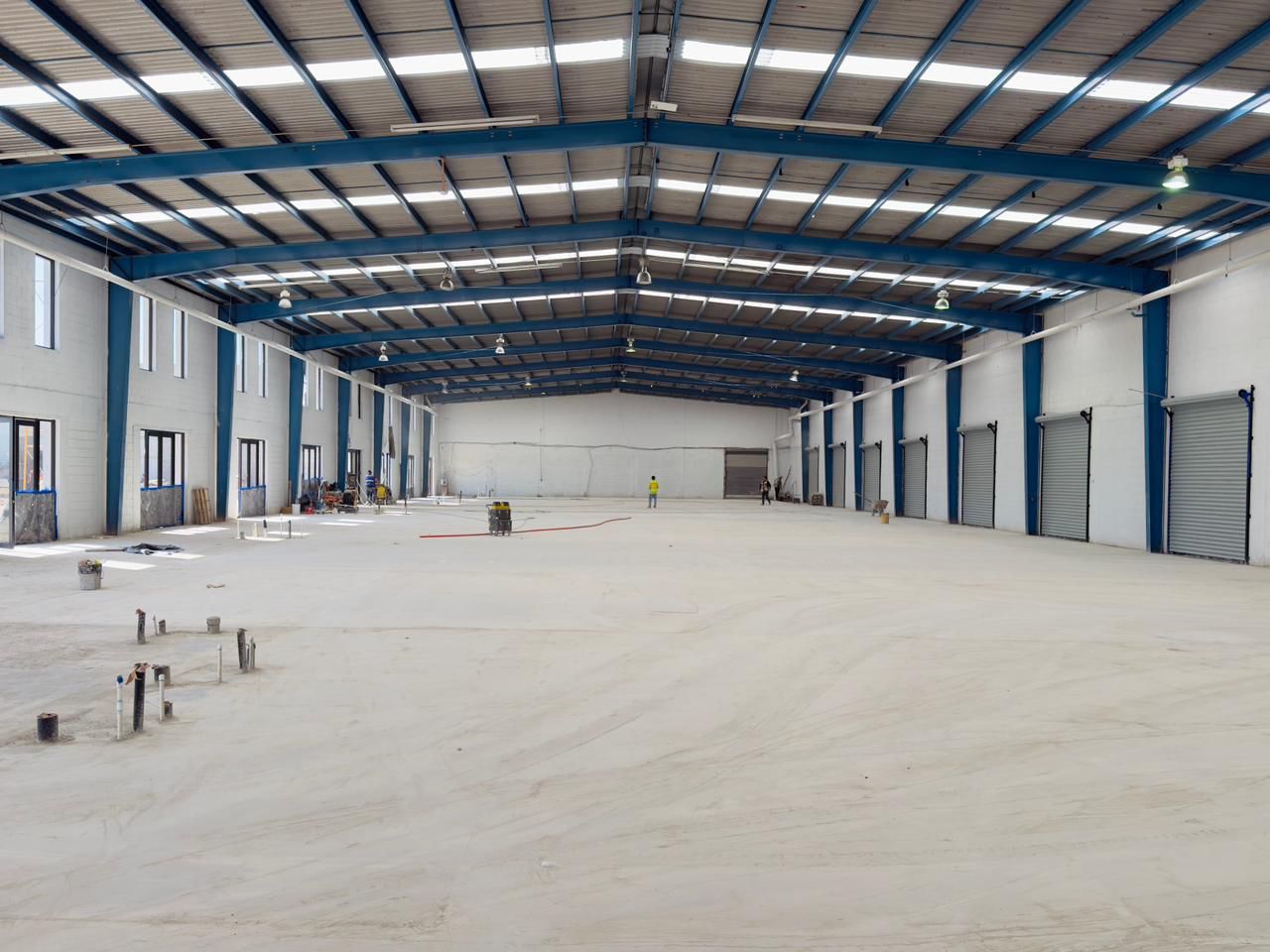 Locales comerciales en renta en Otay de 175 a 184 m² con andén de carga en Tijuana - Foto 2 de 15