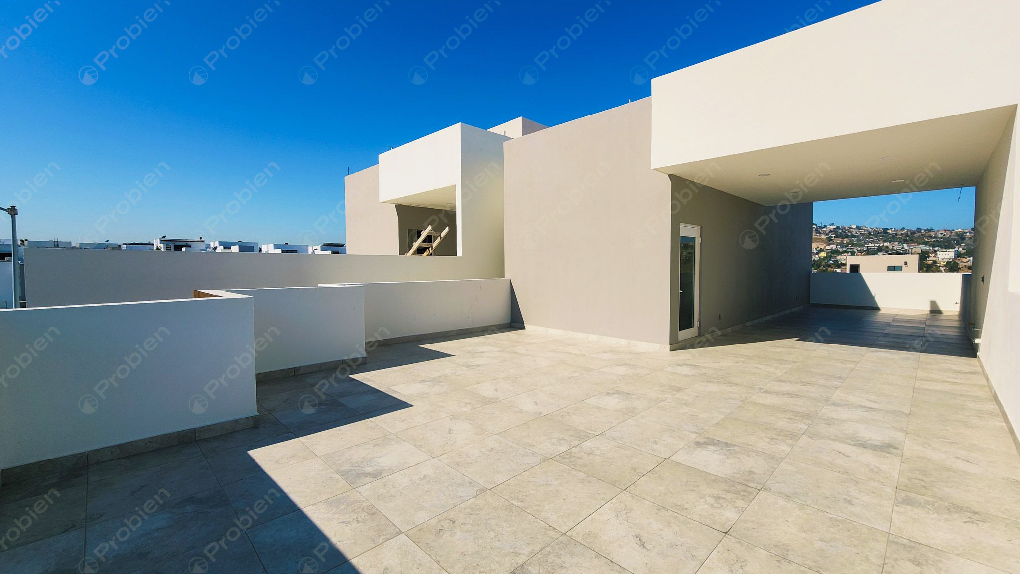 Casas en Venta en Hacienda Agua Caliente – Zona Dorada de Tijuana 3 Niveles - Foto 25 de 29