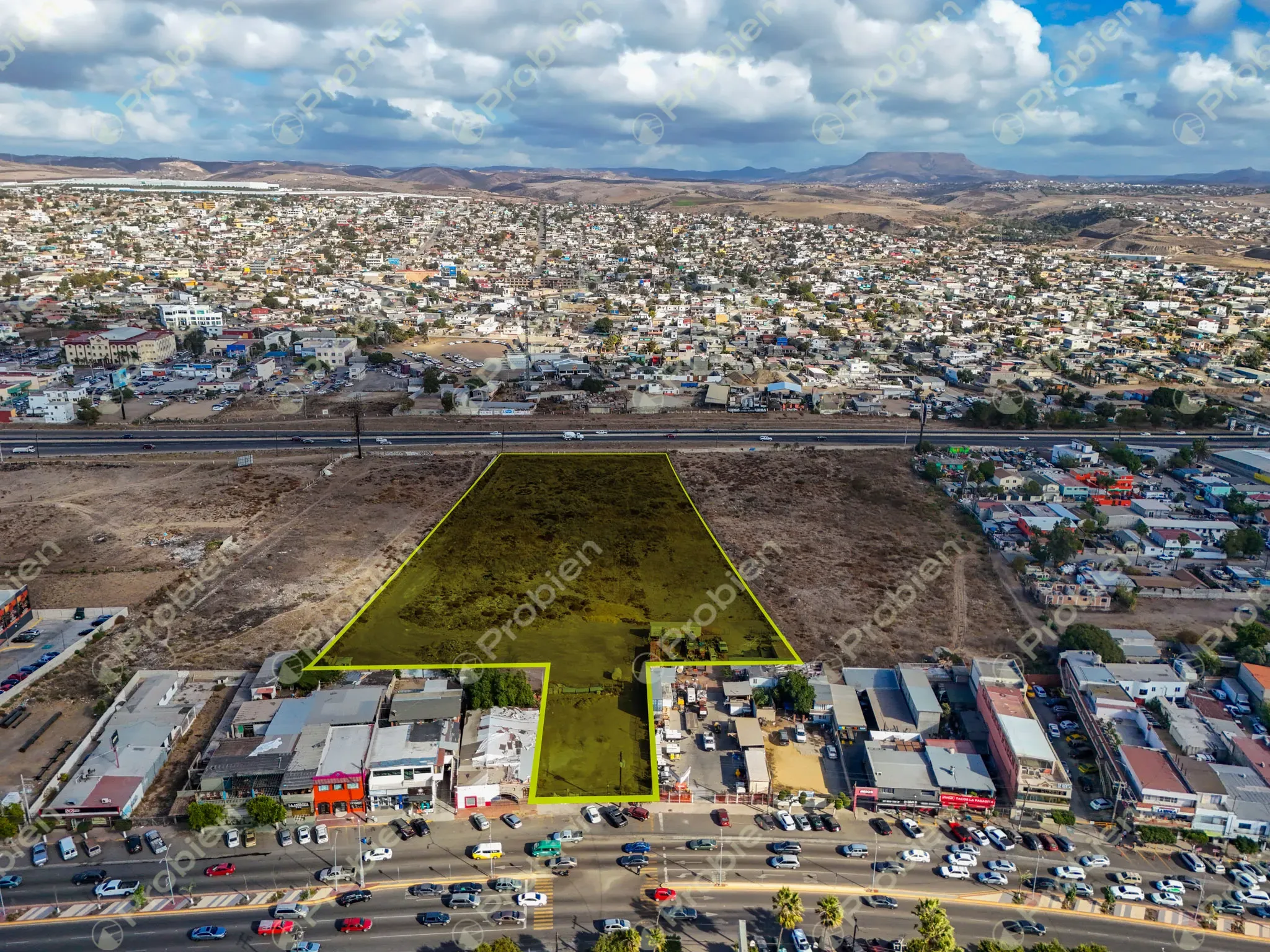 Terreno Comercial en Venta - Rosarito Centro