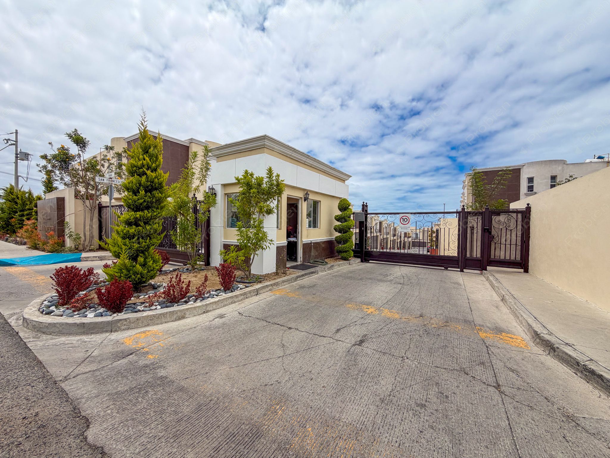 Casa en venta en Verona Residencial Privada Francesco en Tijuana - Foto 3 de 31