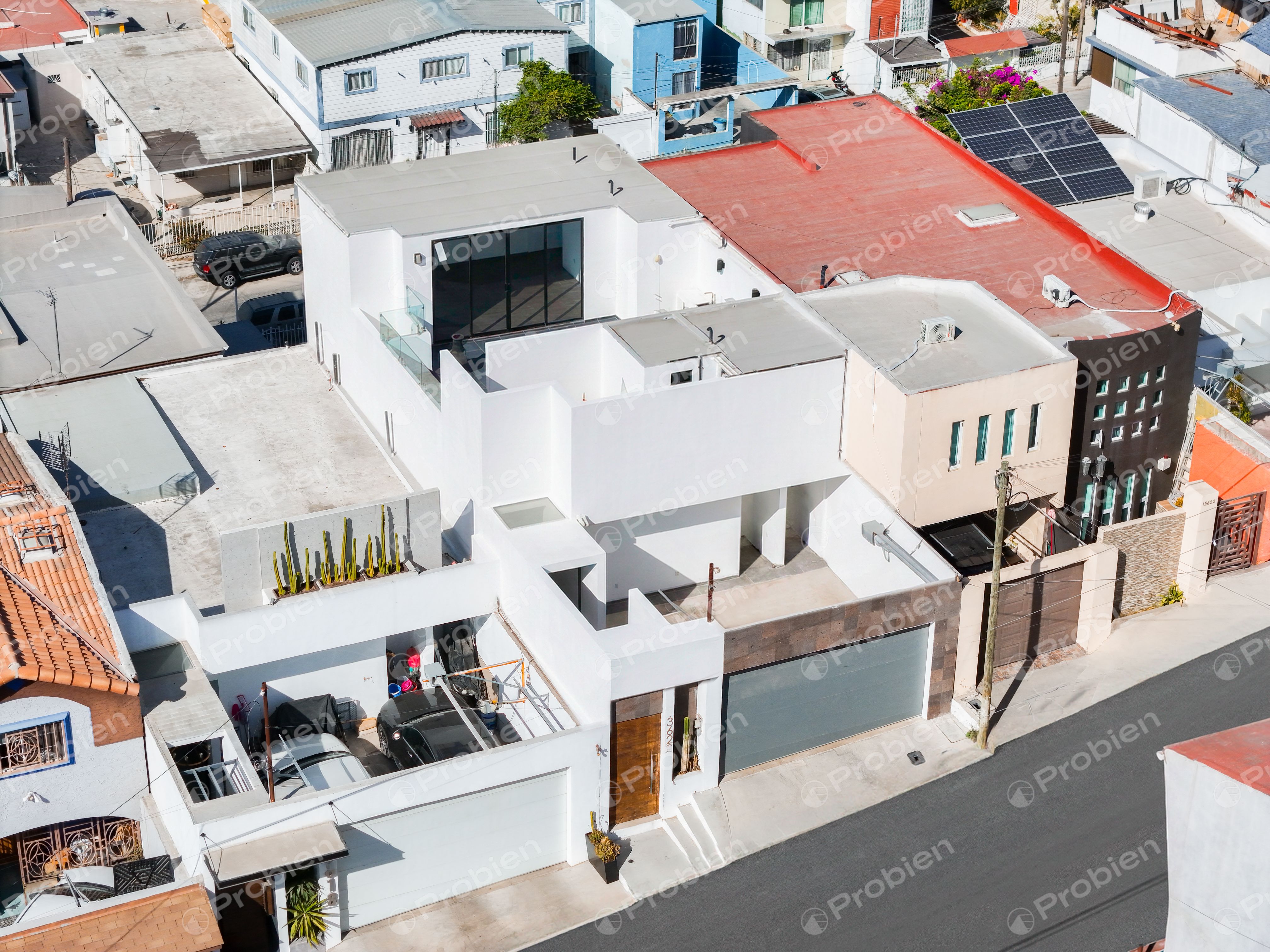 Casa en Venta en Ermita Sur | 3 Recámaras, Área Flex, Terraza y Vistas a la Ciudad - Foto 1 de 31