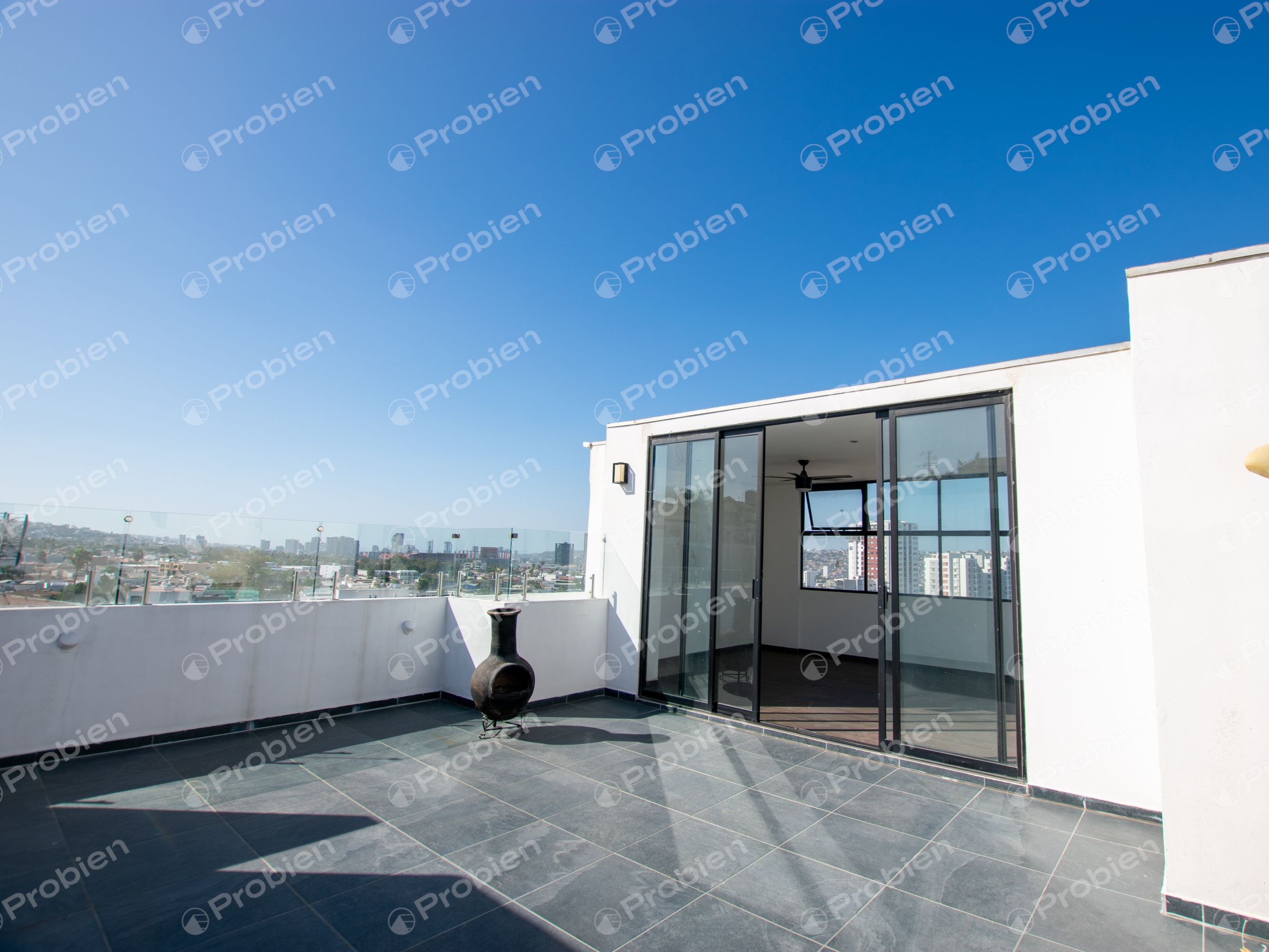 Casa en Venta en Ermita Sur | 3 Recámaras, Área Flex, Terraza y Vistas a la Ciudad - Foto 20 de 31