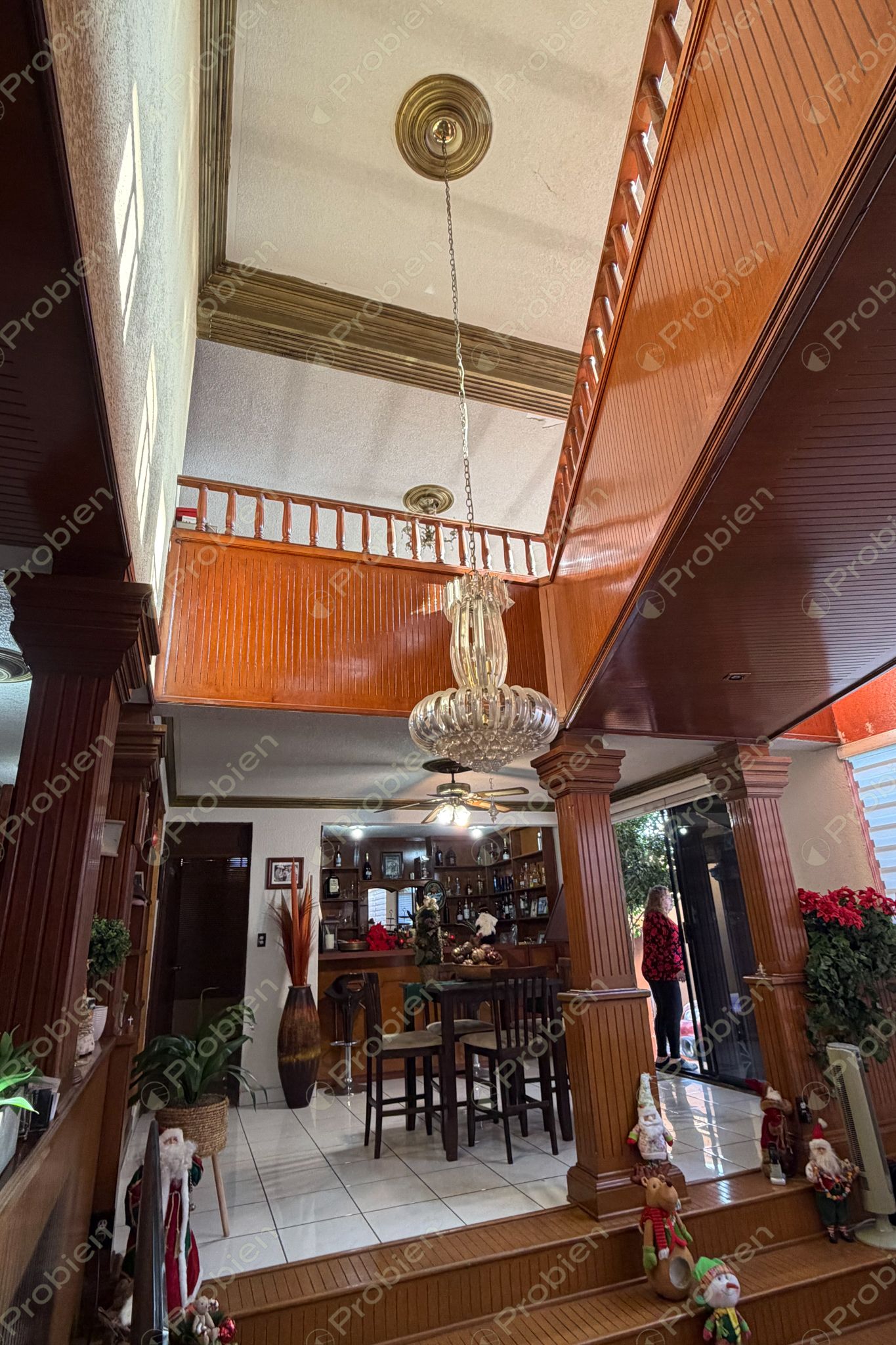 Casa en Venta en Las Torres Parte Baja | Amplia Residencia con Potencial Comercial - Foto 2 de 26