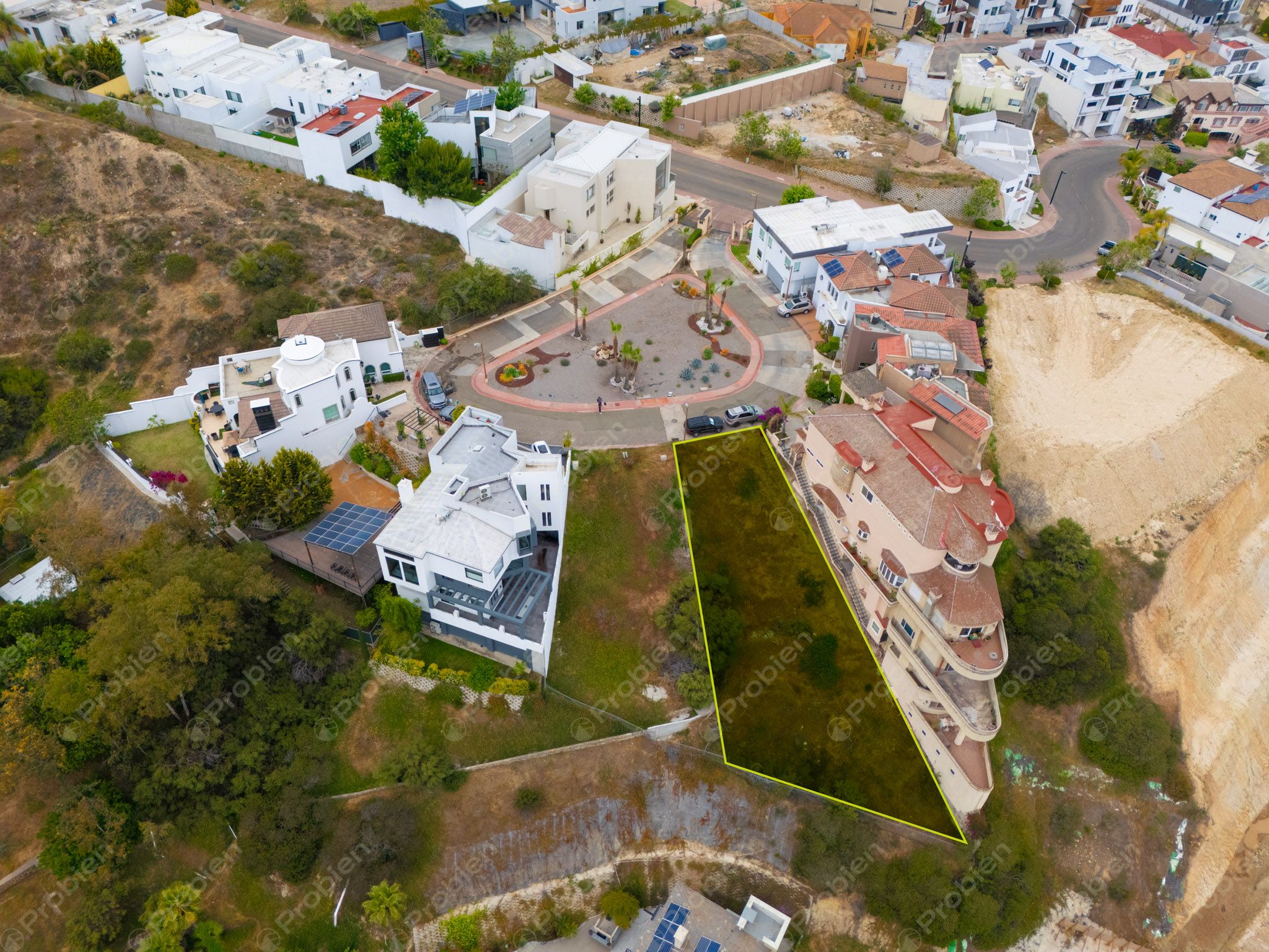 Terreno en Venta en Privada - Colonia Cumbres de Juárez – 556 m² con Vista Panorámica