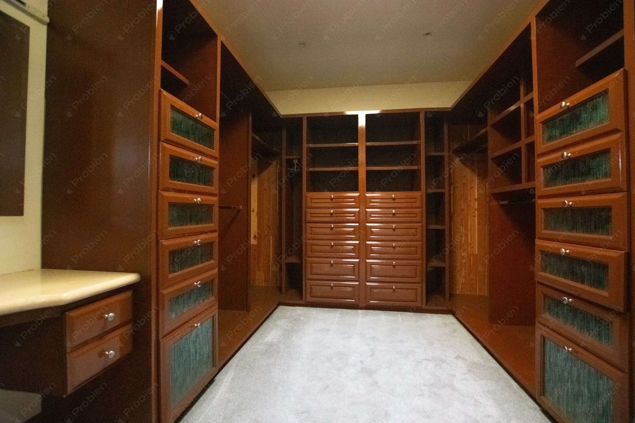 Casa en Venta en Puerta de Hierro – Estilo Californiano en Privada Exclusiva - Foto 18 de 27