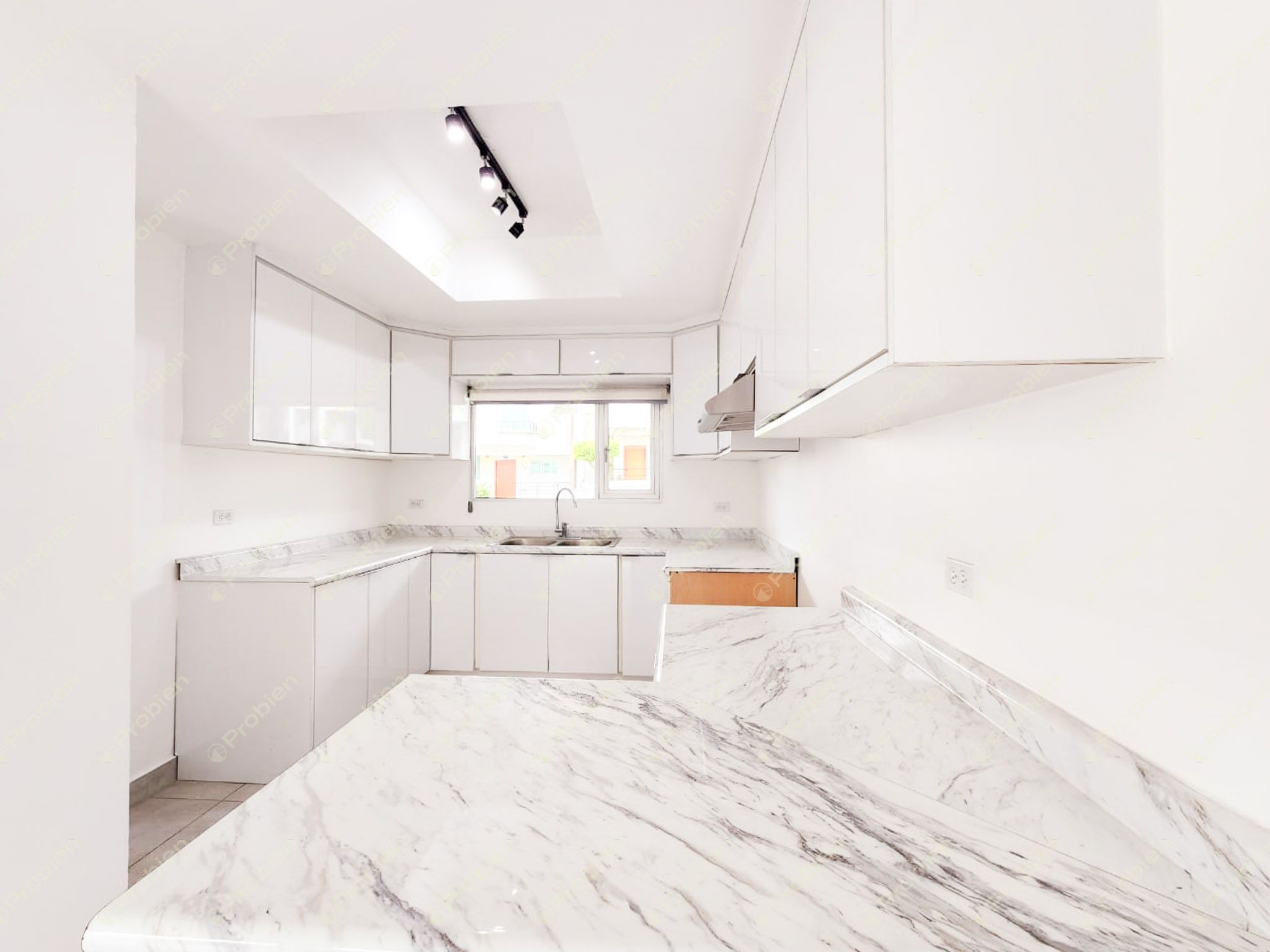 Casa en Venta en Privada Coto Uno - Con Amenidades Exclusivas - Foto 3 de 13