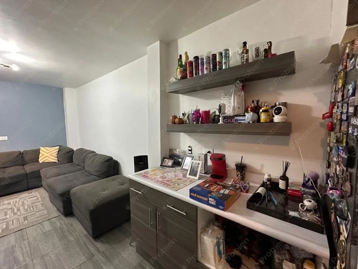 Casa en Venta en Privada Rioja, Colinas de California – 3 Niveles con Terrazas y Amenidades - Foto 10 de 15