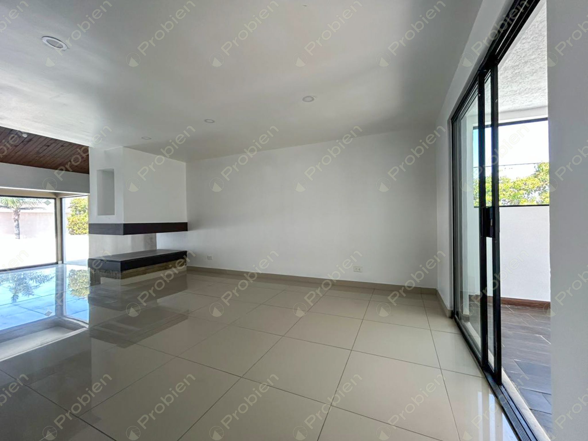 Casa en venta en Colinas de Agua Caliente en Tijuana con amplio terreno y alta plusvalía - Foto 7 de 15