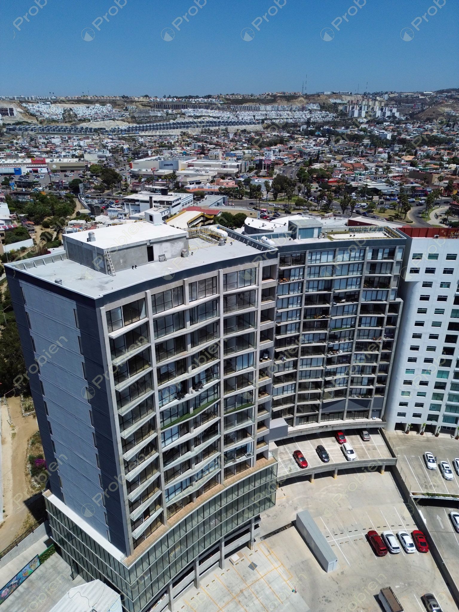Locales Comerciales en Renta o Venta en Playas de Tijuana The Wesley – Frente a Plaza Monumental con Vistas al Mar - Foto 4 de 12