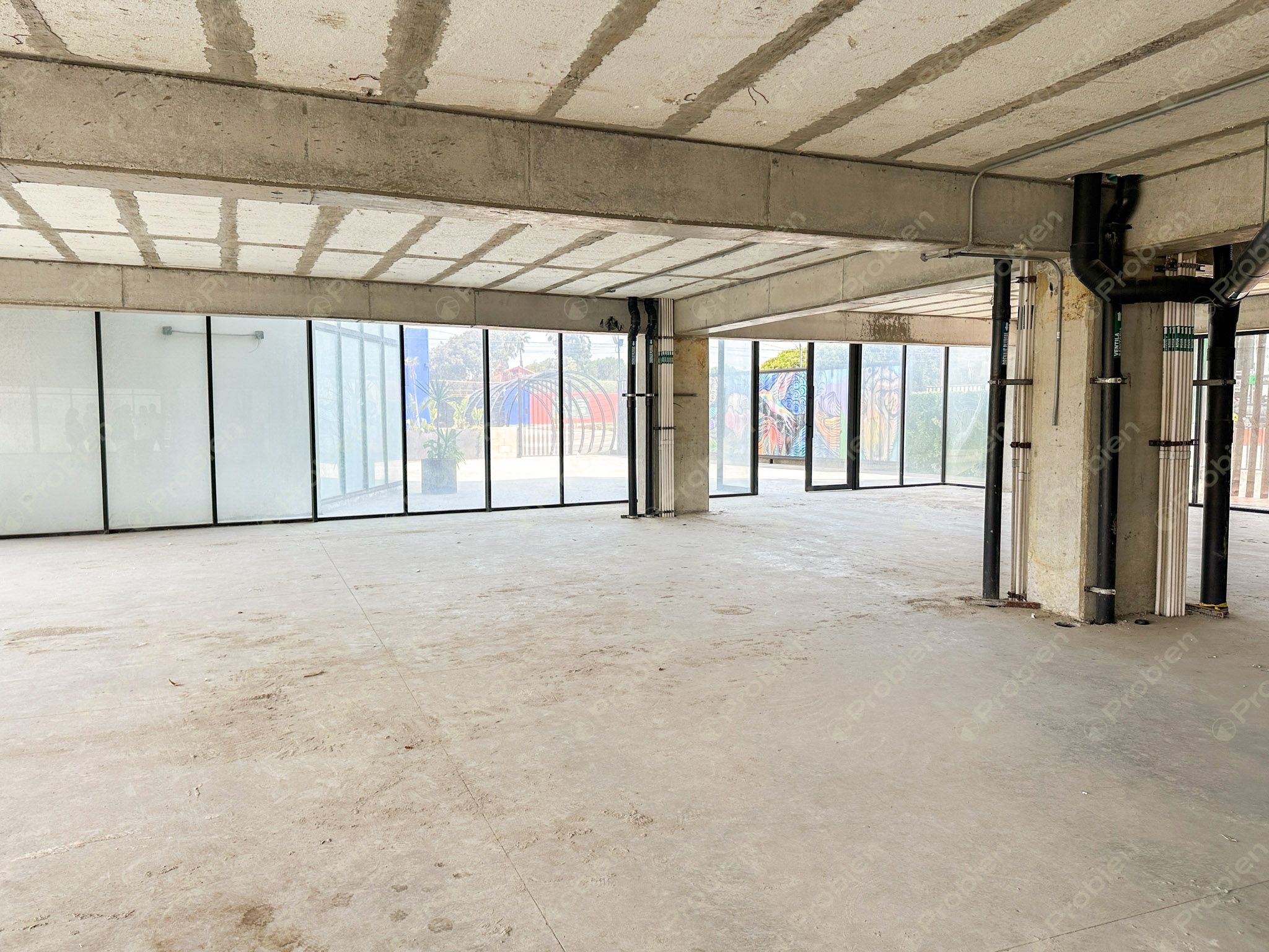 Locales Comerciales en Renta o Venta en Playas de Tijuana The Wesley – Frente a Plaza Monumental con Vistas al Mar - Foto 6 de 12