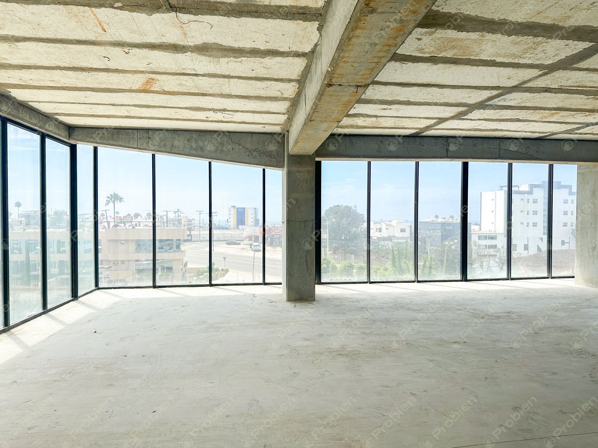 Locales Comerciales en Renta o Venta en Playas de Tijuana The Wesley – Frente a Plaza Monumental con Vistas al Mar - Foto 9 de 12