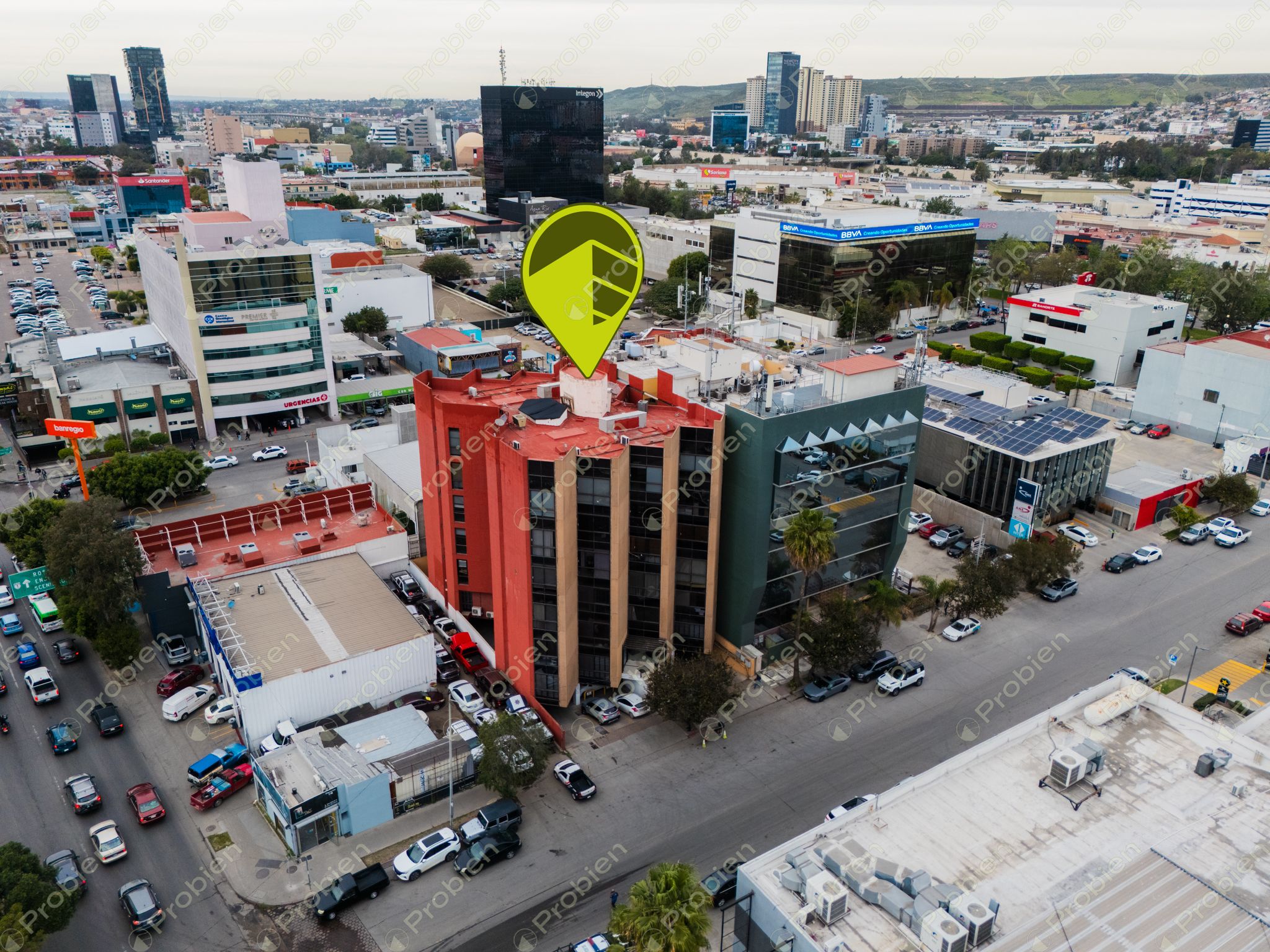 Oficina en venta en Zona Río, Tijuana, sobre Av. Luis Cabrera