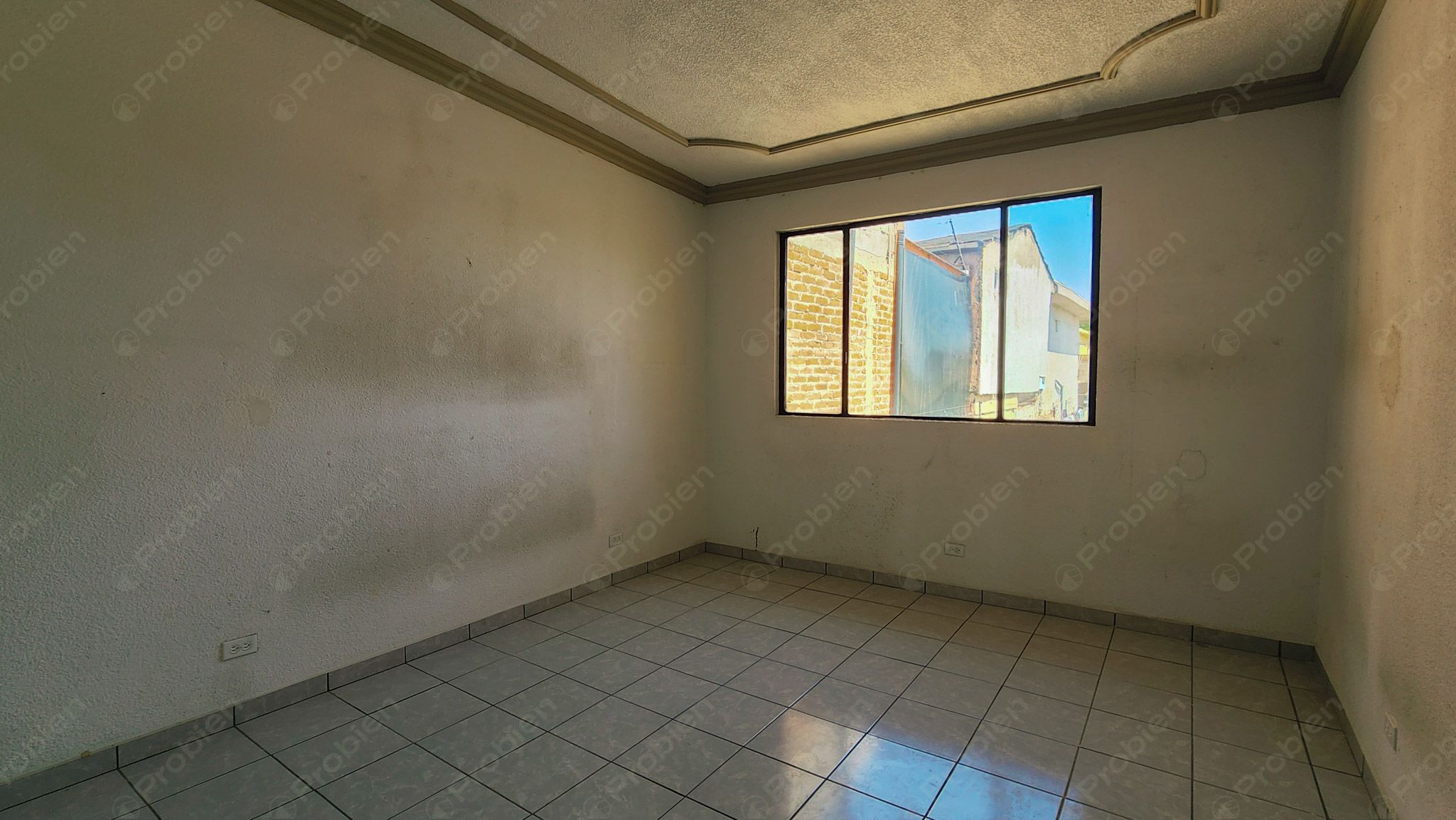 Edificio / Casa en Venta en Guaycura – Ideal para Vivienda o Fundación - Foto 12 de 31