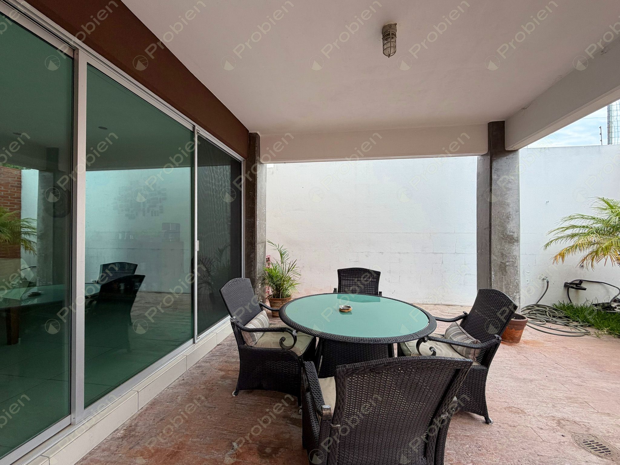 Casa en venta en Real del Mar Sección Brisas, residencia de 3 niveles cerca del mar en Tijuana - Foto 10 de 27