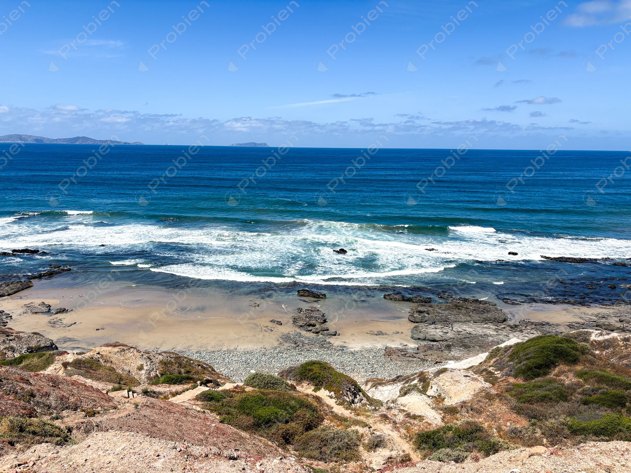 Terreno frente al mar en venta en Punta Bandera con gran potencial residencial