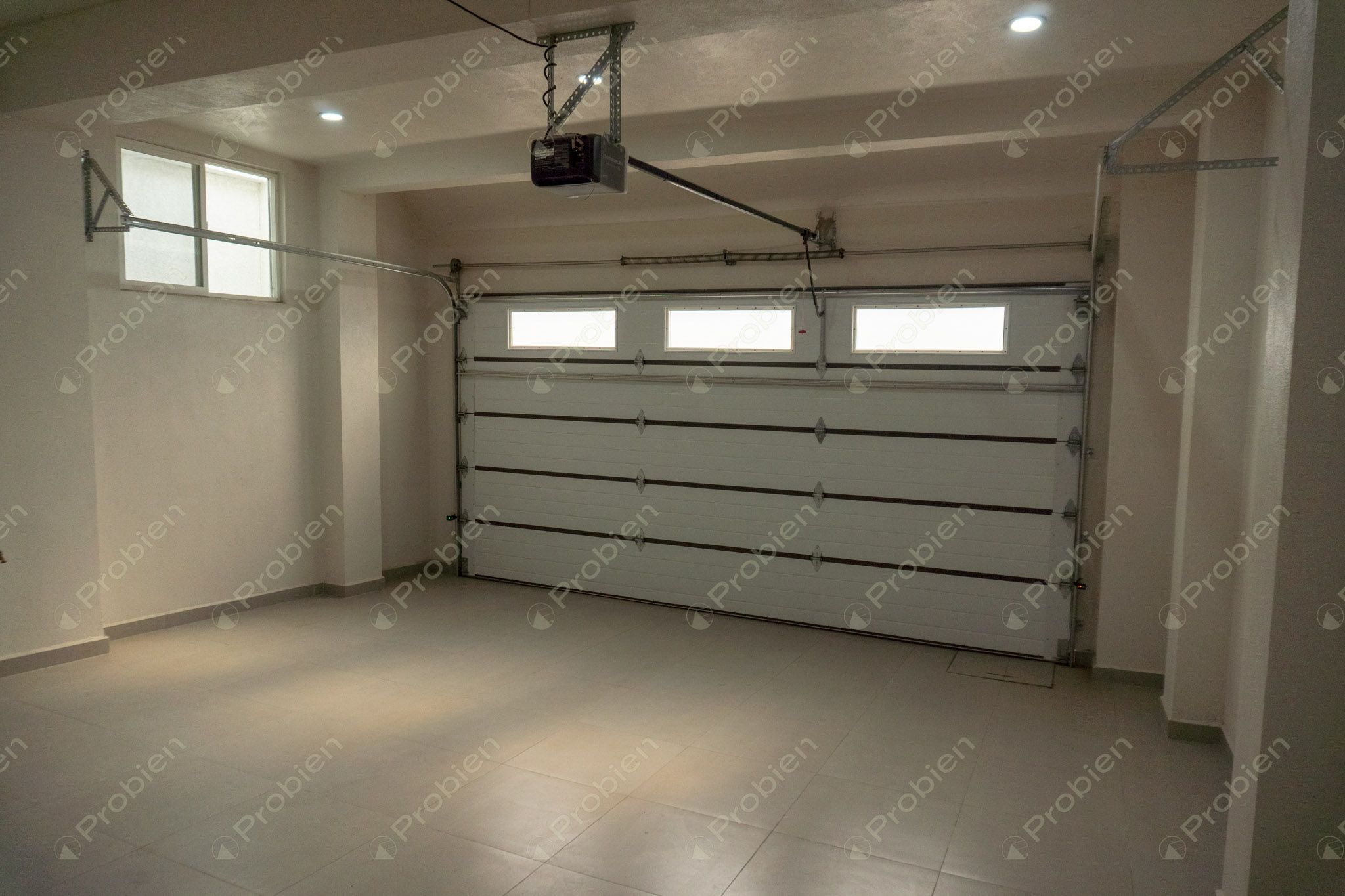 Casa en venta de 4 recámaras y 3 niveles en Terrazas de la Presa - Foto 5 de 54