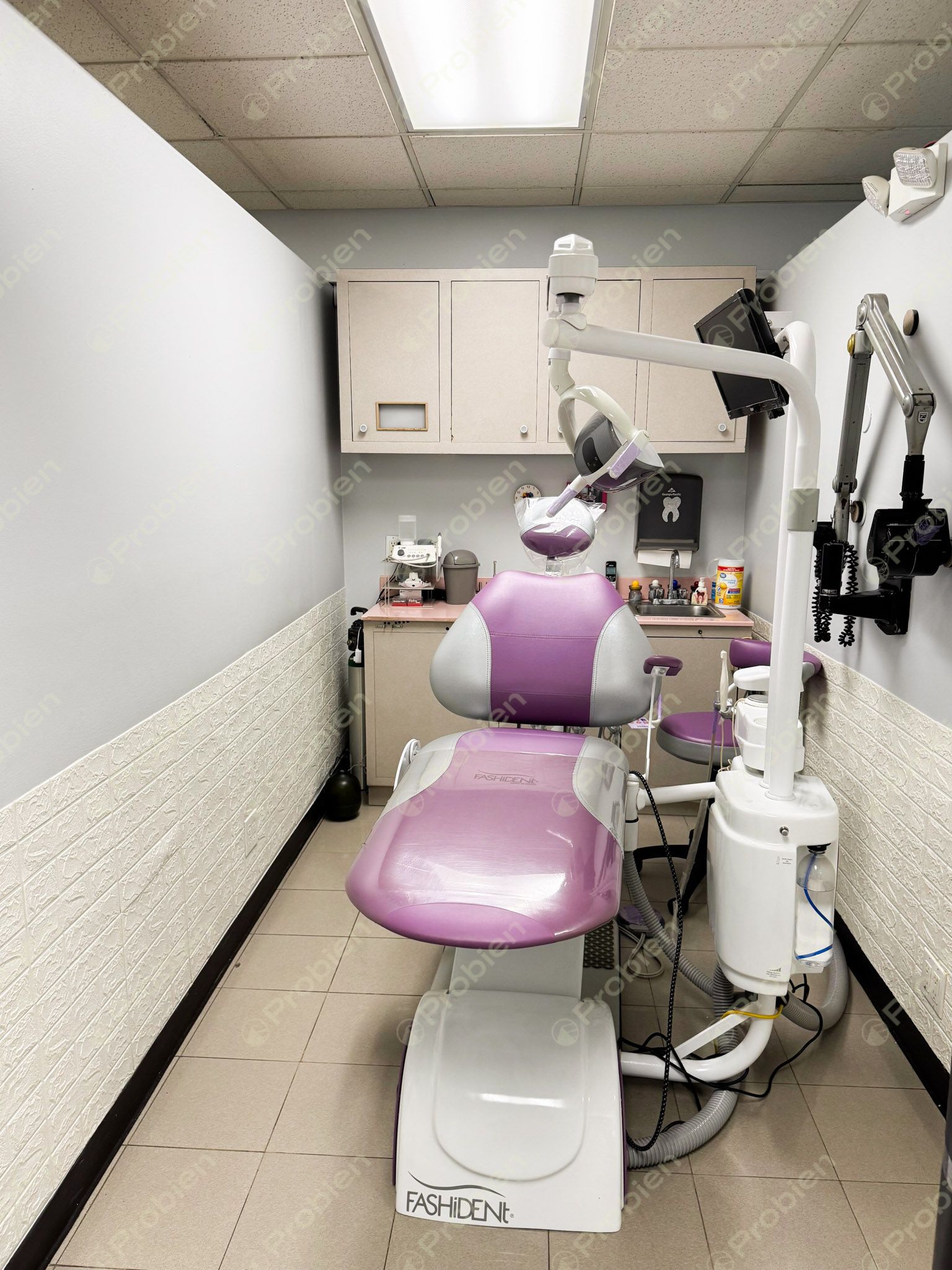 Edificio en Venta en Zona Centro de Tijuana – 8 Consultorios, Estacionamiento y Penthouse - Foto 9 de 18