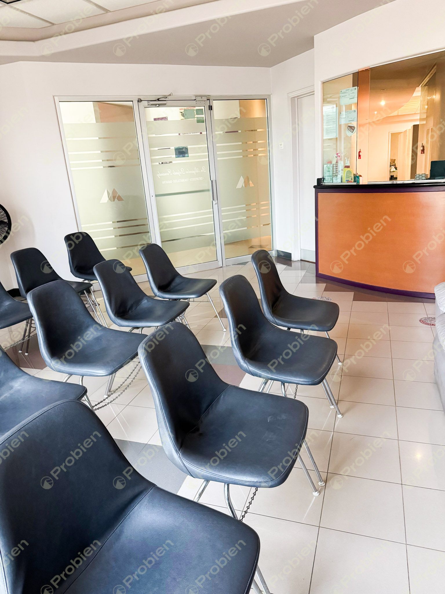 Edificio en Venta en Zona Centro de Tijuana – 8 Consultorios, Estacionamiento y Penthouse - Foto 13 de 18