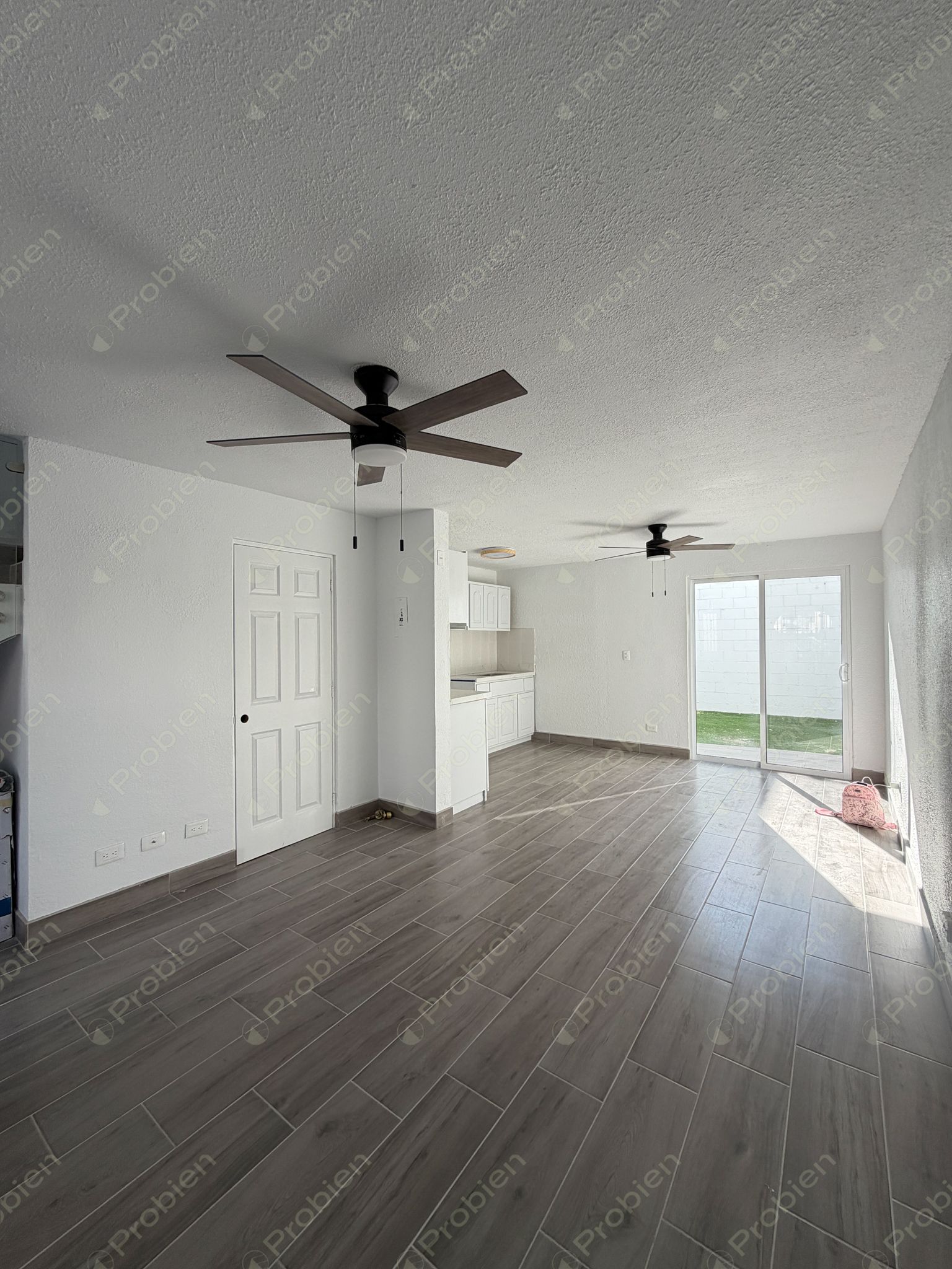 Casa en venta de 2 recámaras en Residencial Agua Caliente - Foto 6 de 25