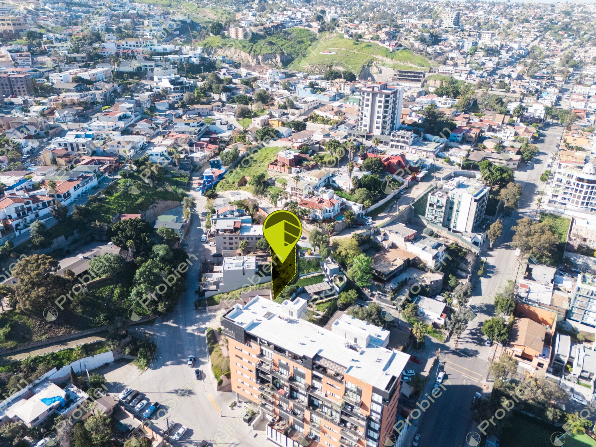 Terreno en Venta en Colonia Cacho – 245 m² Ideal para Residencia o Torre de Departamentos - Foto 5 de 10