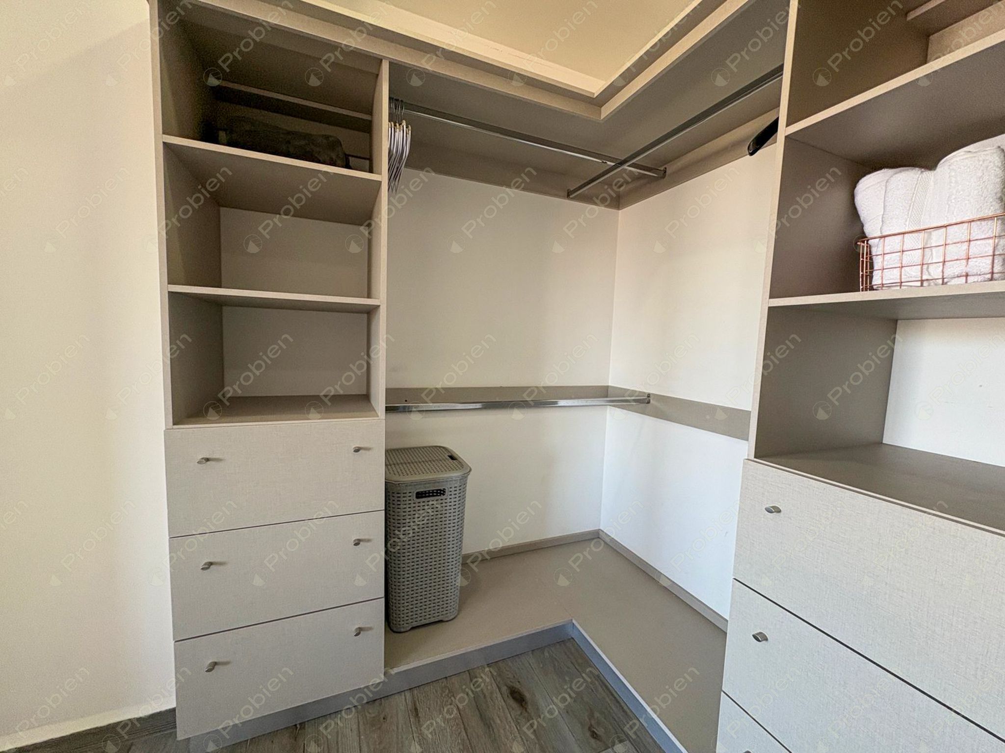 Departamento en venta en Magnolias con 3 recámaras y vista a Plaza Península en Tijuana - Foto 6 de 13