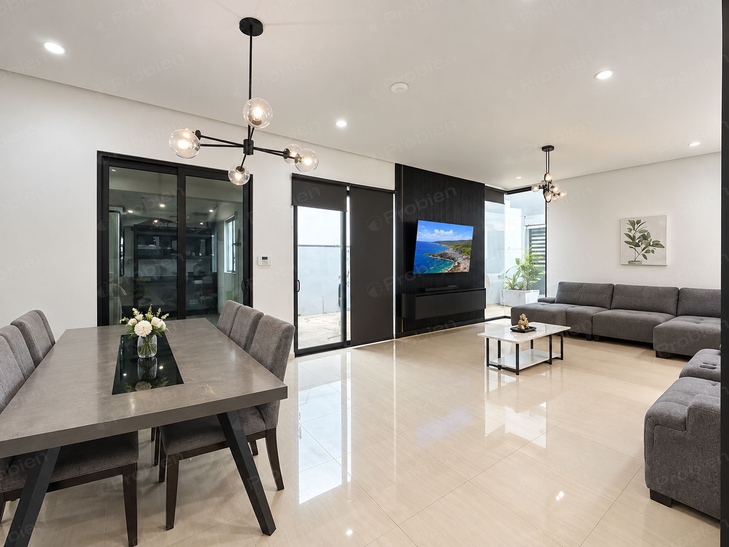 Casa moderna en venta en Playas de Tijuana, Sección Costa Hermosa: 3 recámaras y garaje para 2 autos - Foto 3 de 9