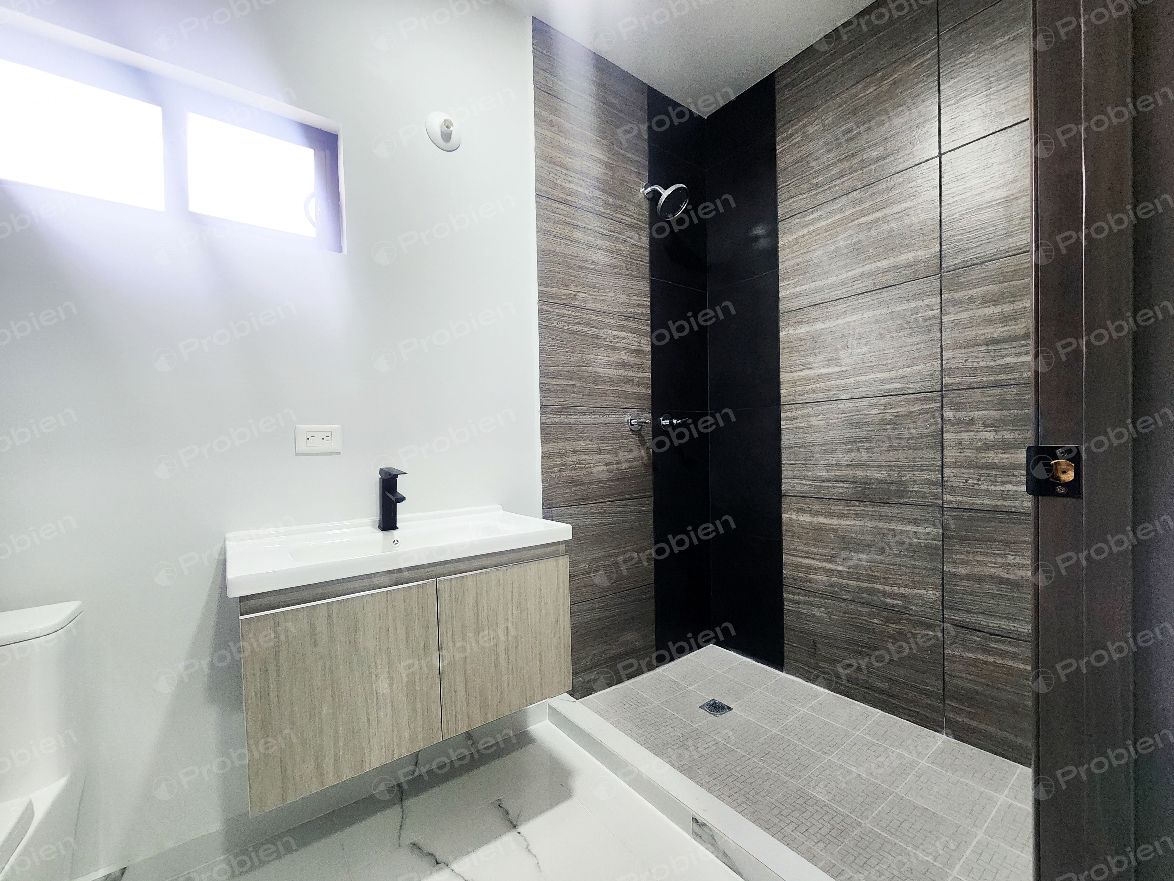 Casa Nueva en Venta con Vista al Mar en Residencial San Marino, a 20 min de Garita San Ysidro - Foto 21 de 22