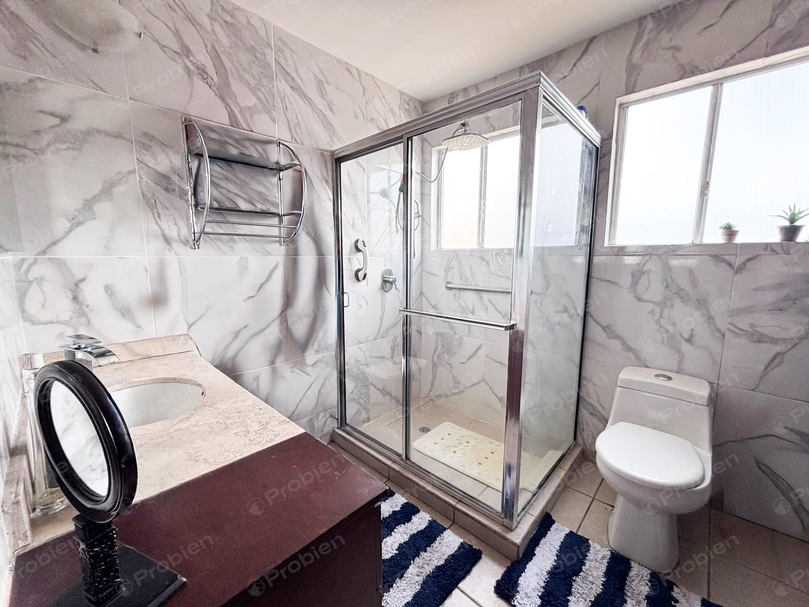 Casa en Venta en Residencial La Perla, Playas de Tijuana | 2 Recámaras, Terraza con Vista al Mar y 312 m² de Terreno - Foto 8 de 33