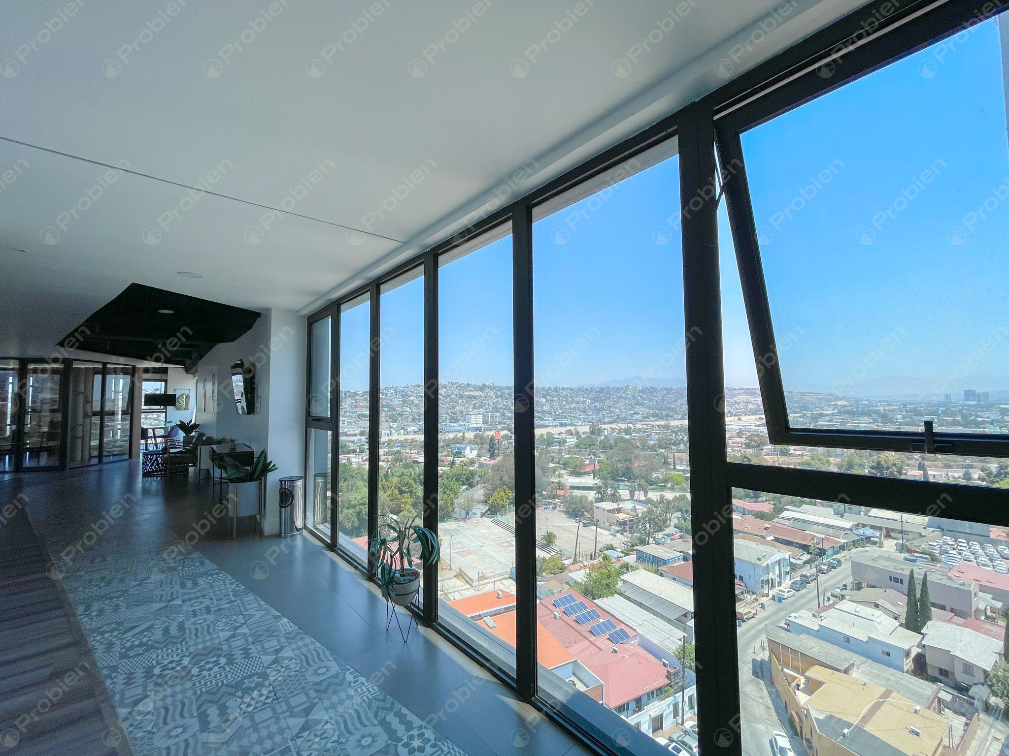 Departamento en Venta Amueblado en Life by Cosmopolitan – Frente al Club Campestre - Foto 18 de 31