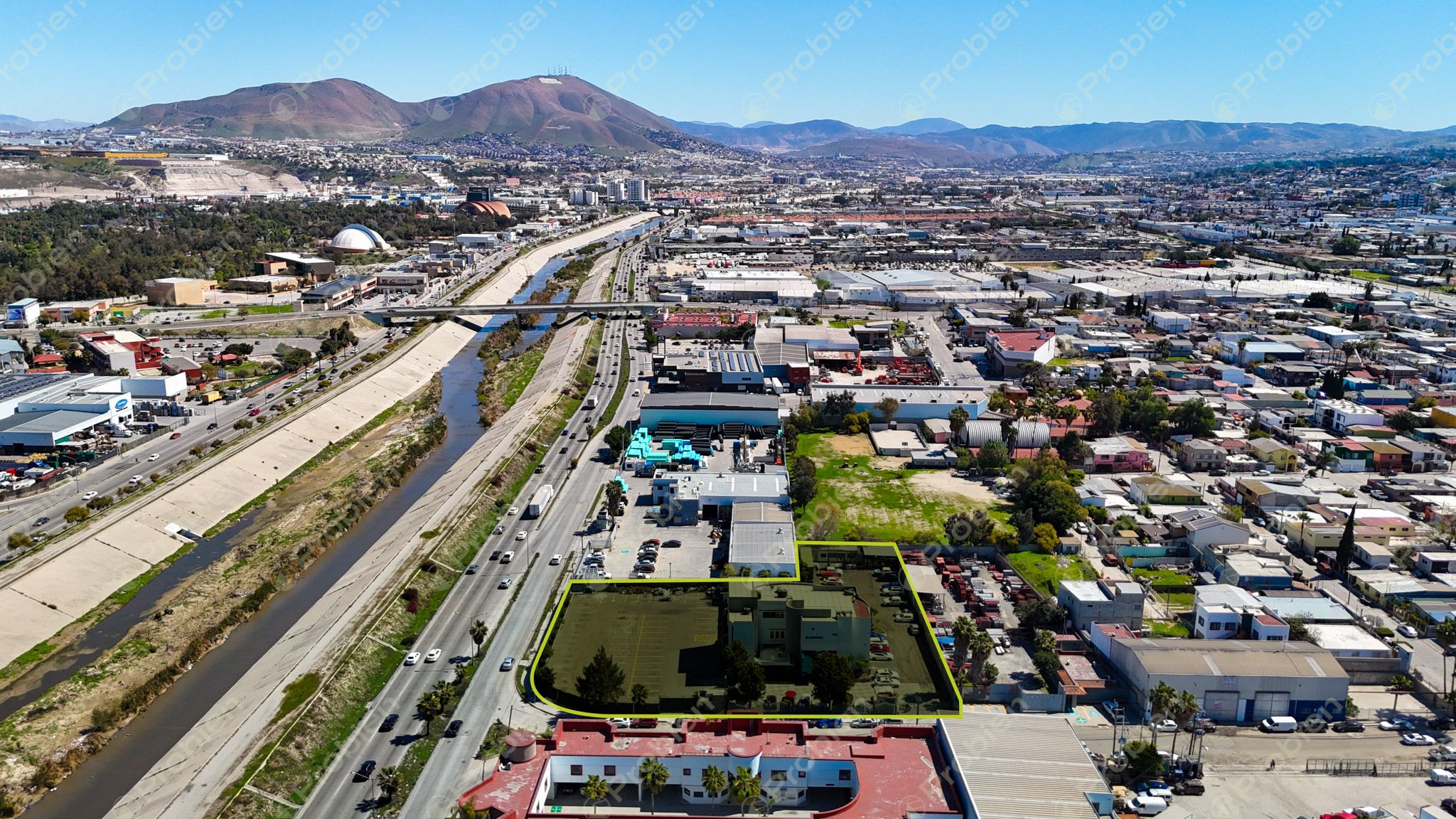 Terreno con edificio Corporativo en Venta – Vía Rápida, Zona Río 3ra Etapa - Foto 19 de 29