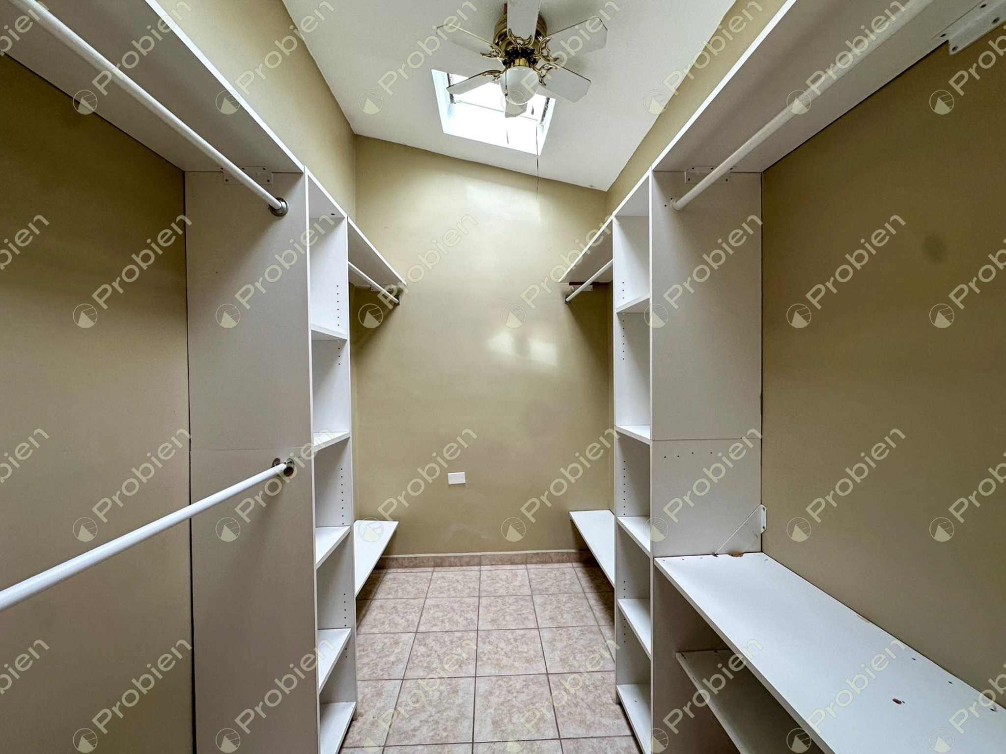 Casa en Venta en Isla Coronado, Playas de Tijuana – Ubicación Privilegiada Cerca del Mar - Foto 13 de 30