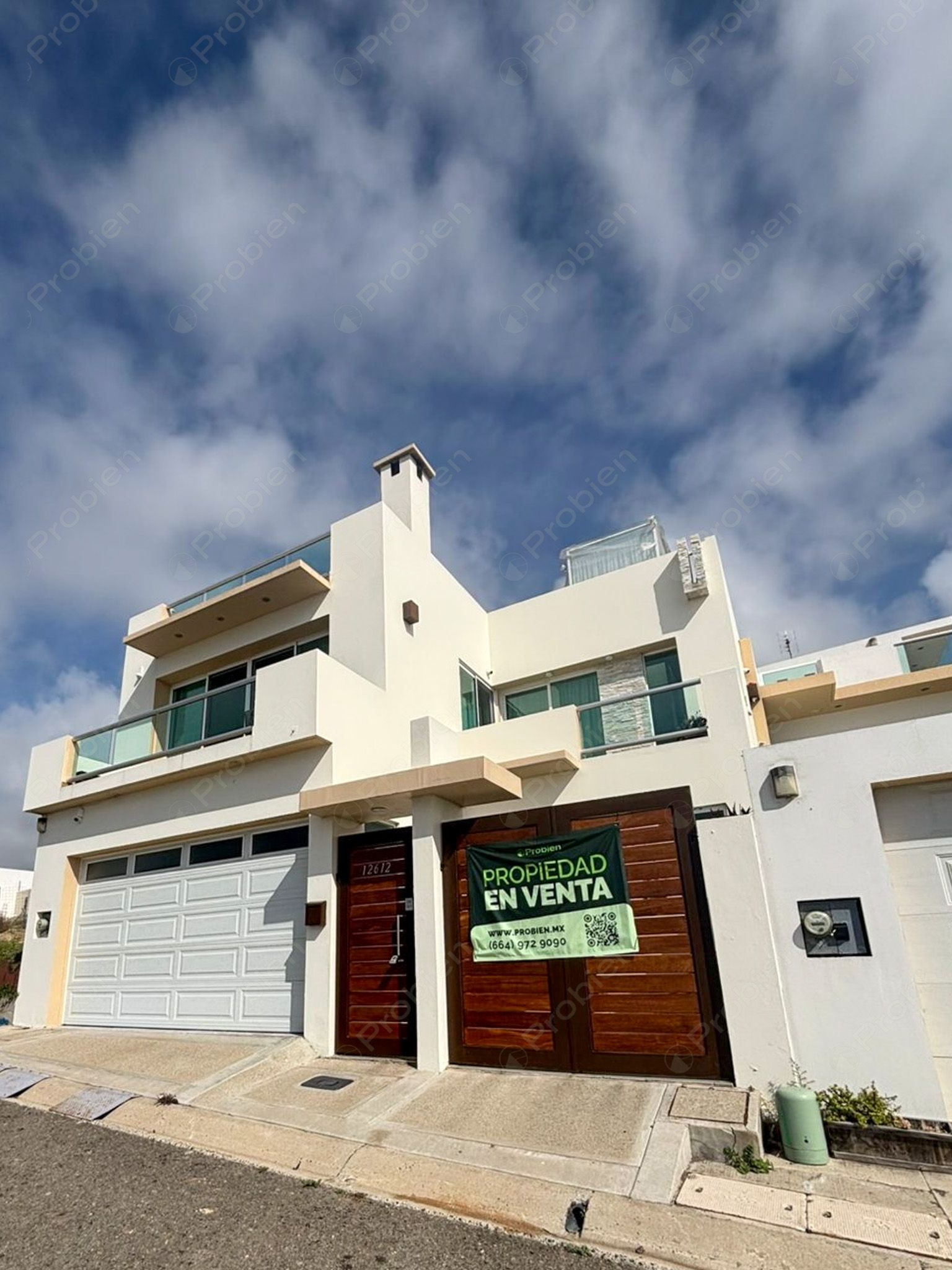 Casa de Lujo en Venta en San Marino – Vista al Mar, Elevador y Acabados Premium - Foto 1 de 37