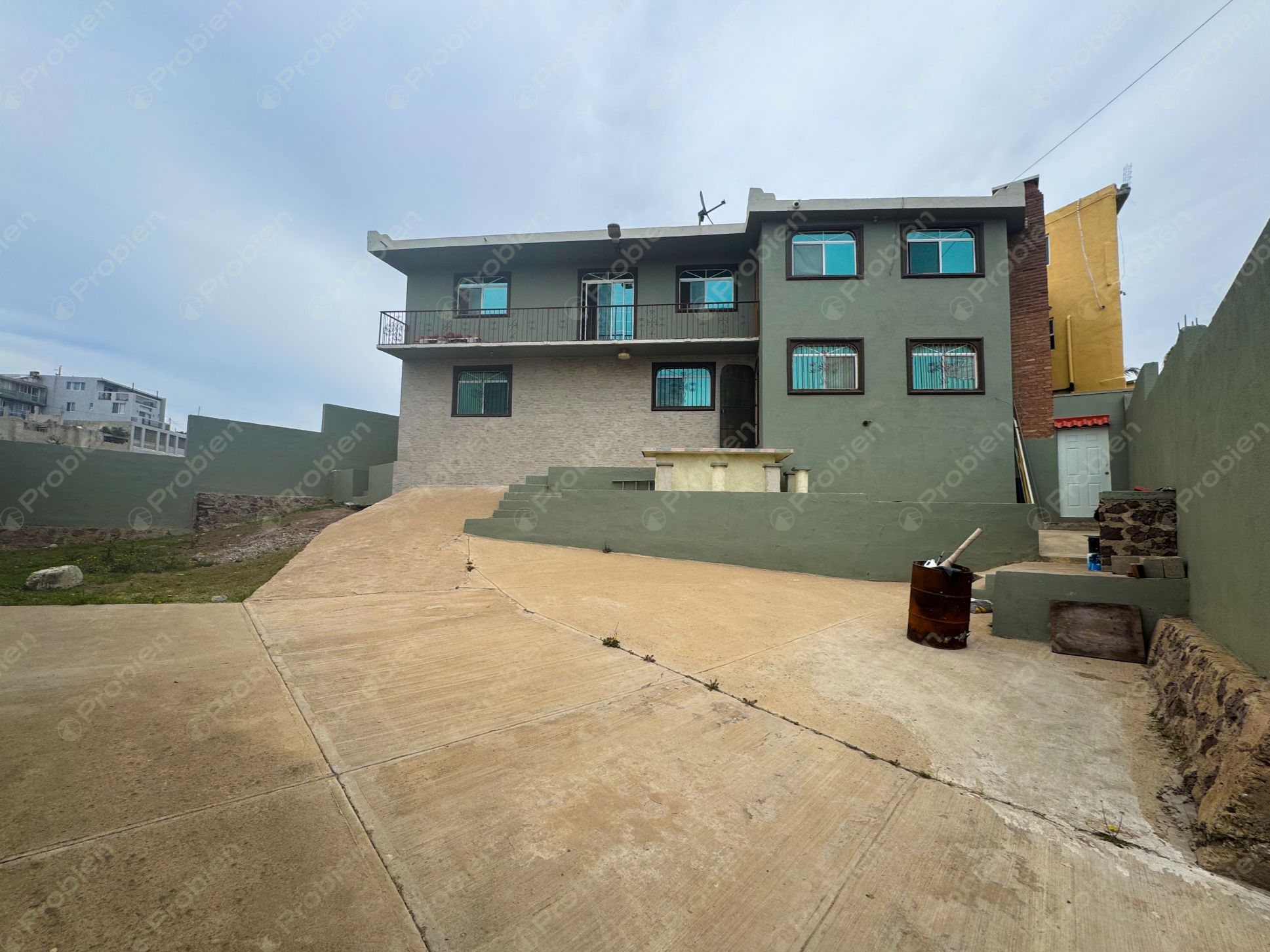 Casa Colonial en Venta en Playas de Rosarito – 460 m² de Terreno - Foto 1 de 15
